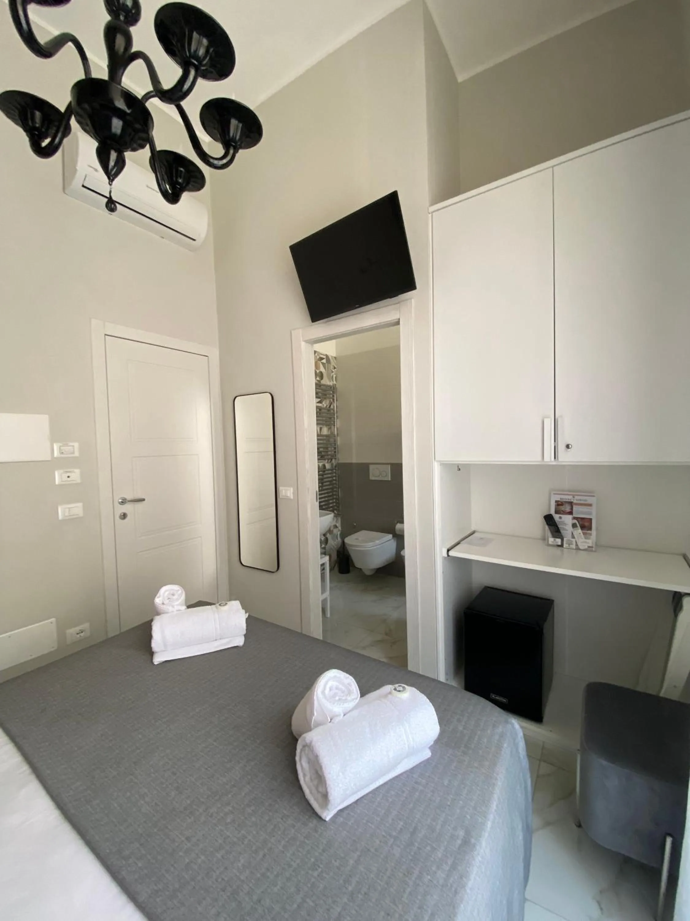 TV and multimedia, Bed in La Fitolacca B&B