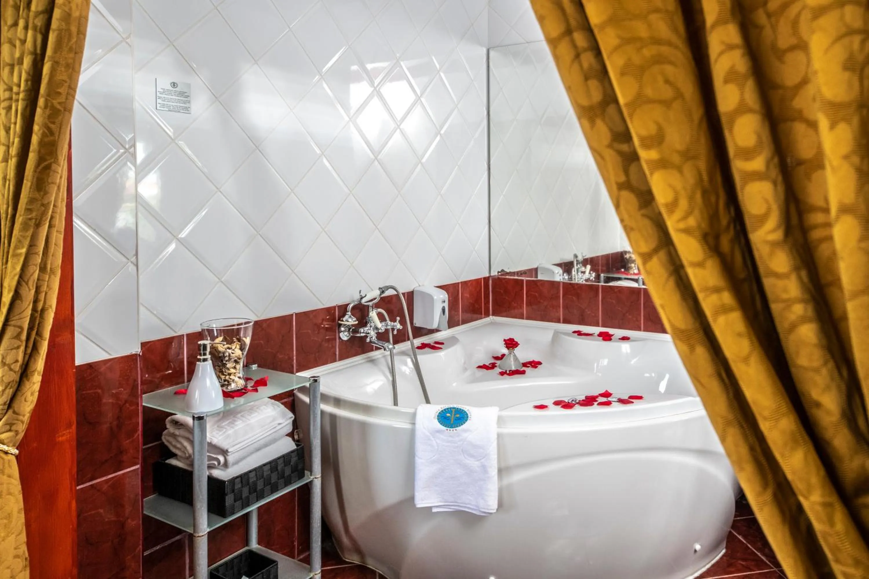 Hot Tub in Duna Relax Hotel Ráckeve