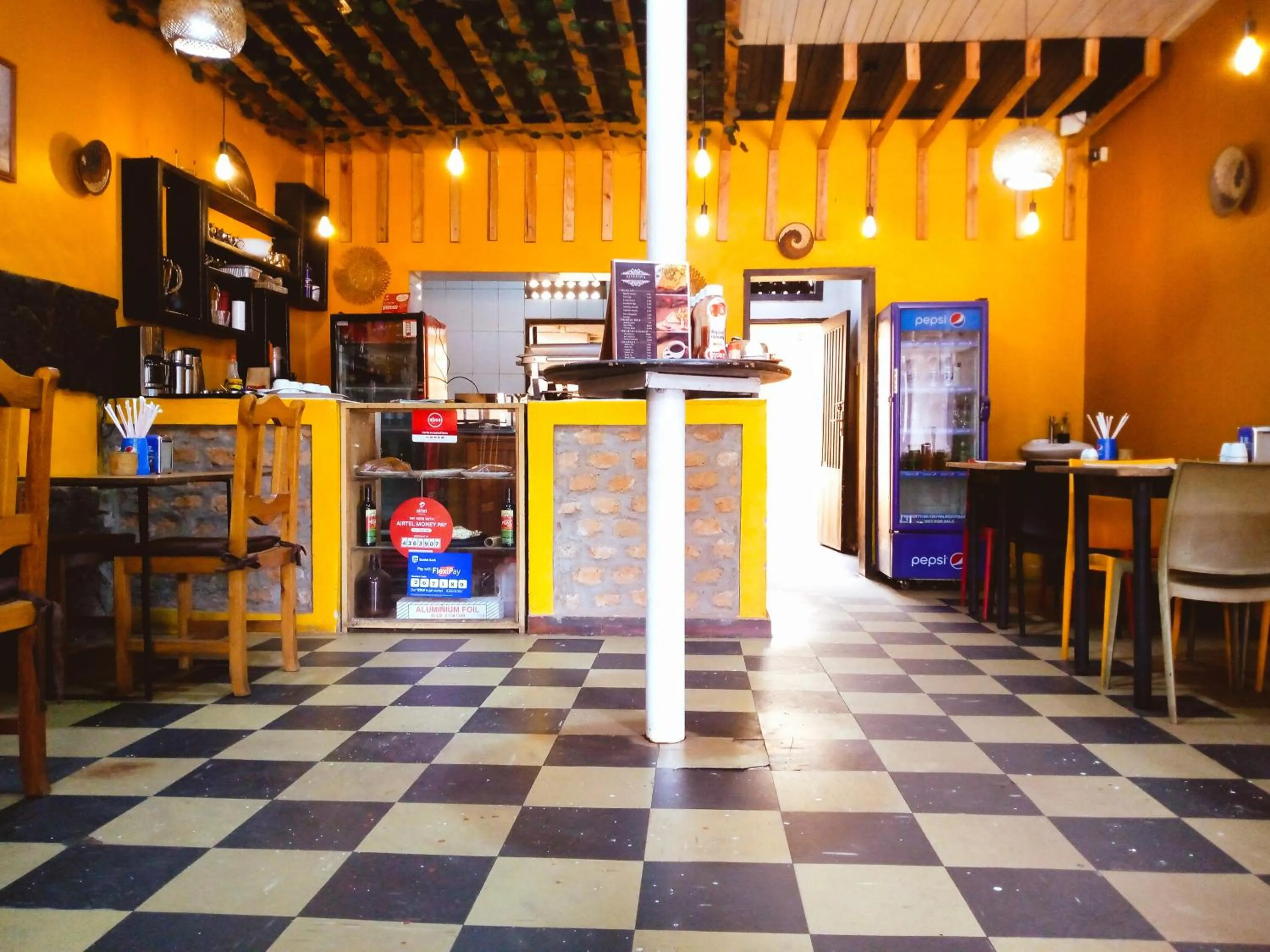 Restaurant/places to eat in Santaviva Hotel