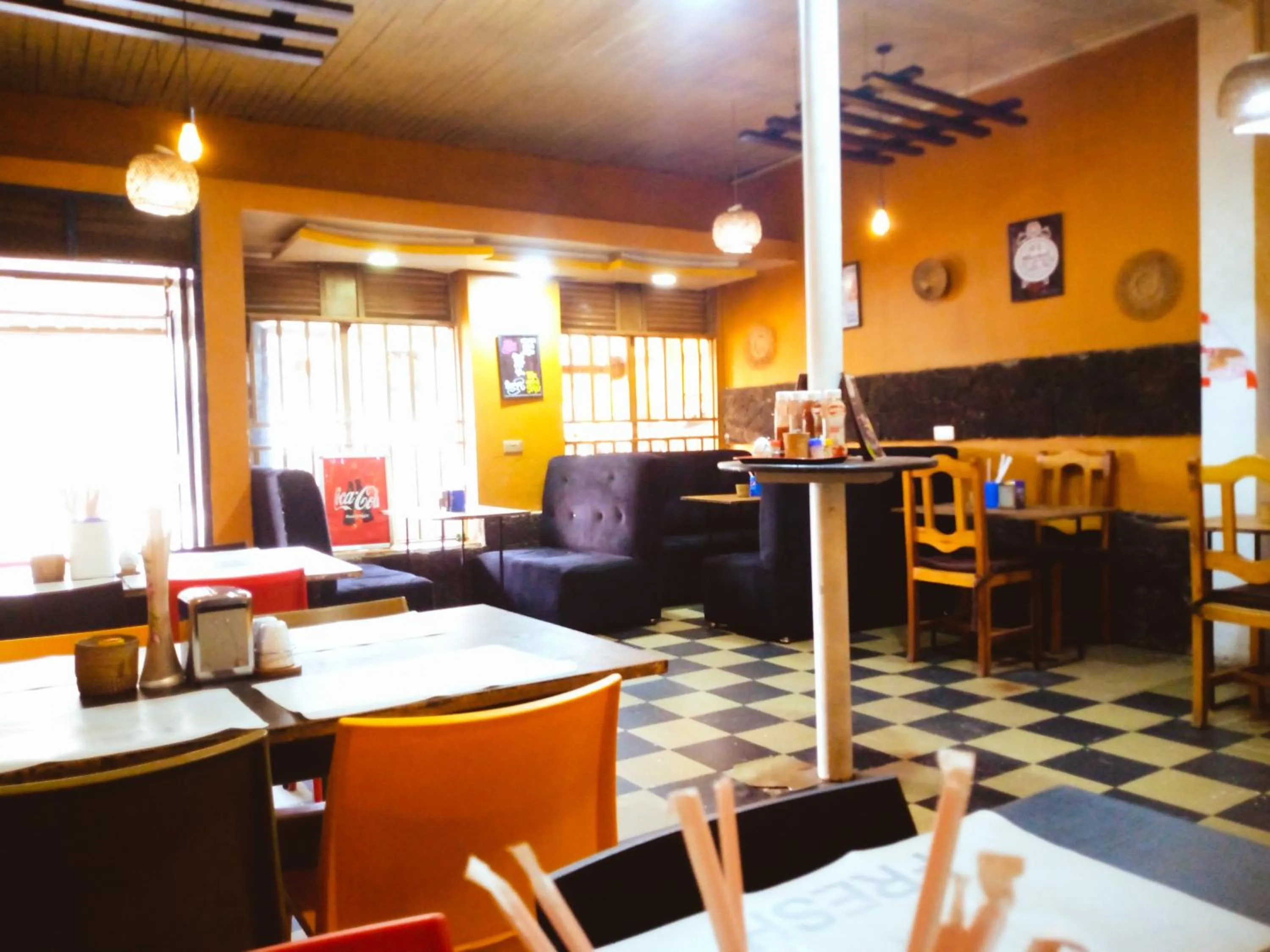 Restaurant/places to eat in Santaviva Hotel