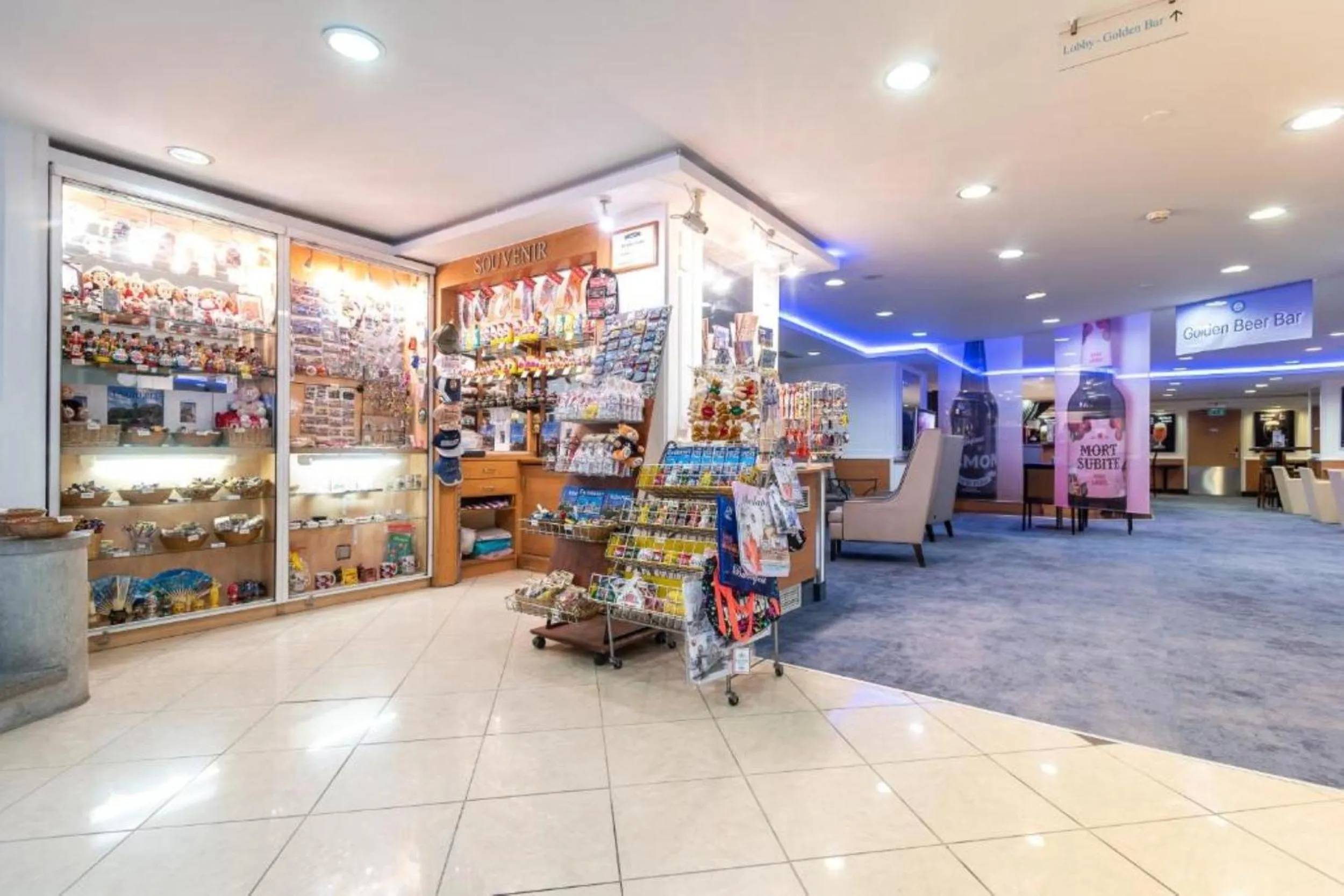 Lounge or bar in East City Budapest