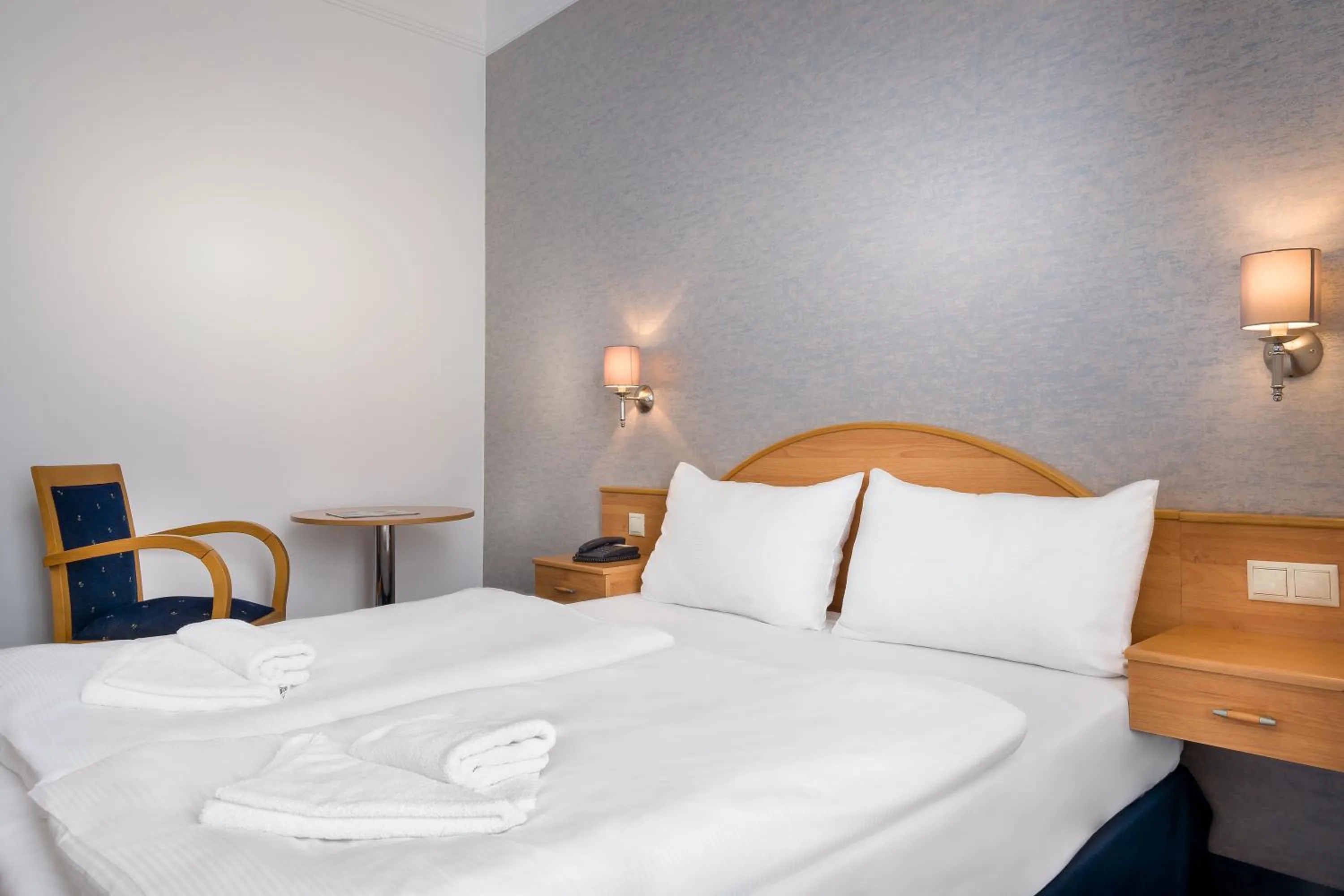 Photo of the whole room in East City Budapest