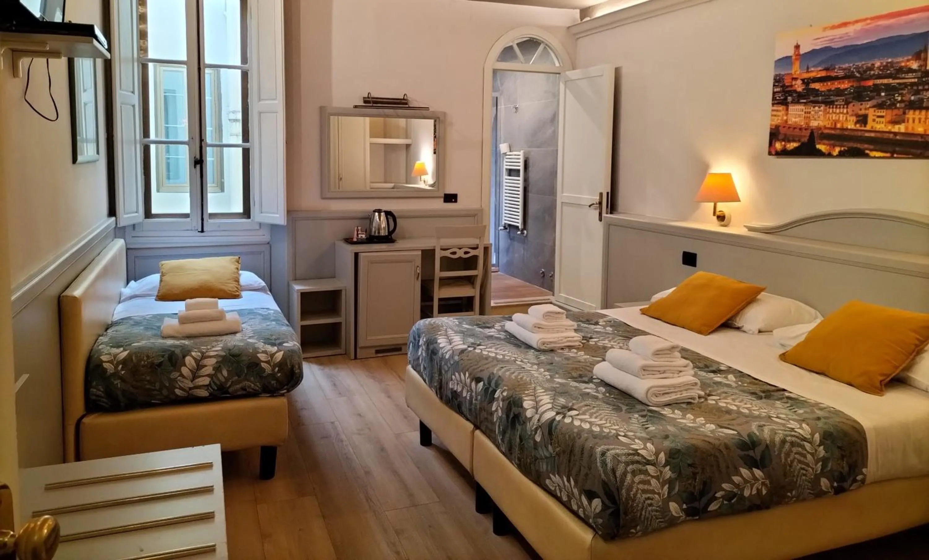 Bed in Hotel Camilla Firenze