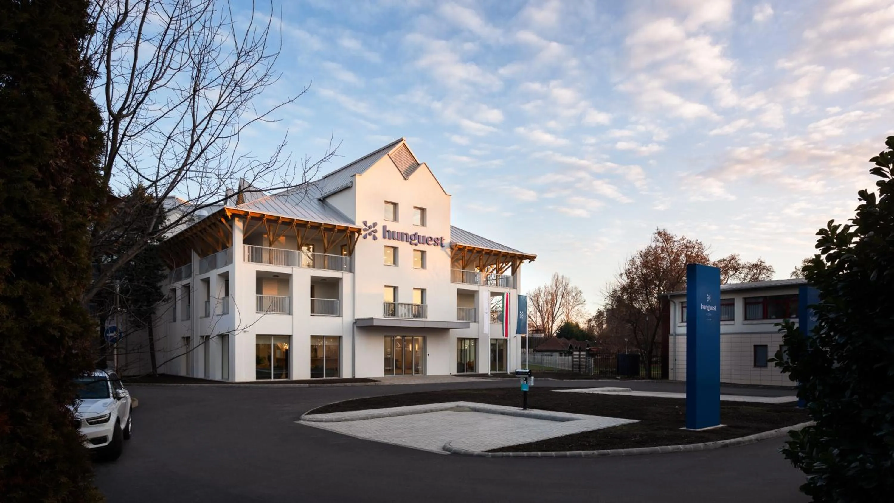 Property building in Hunguest Hotel Flóra
