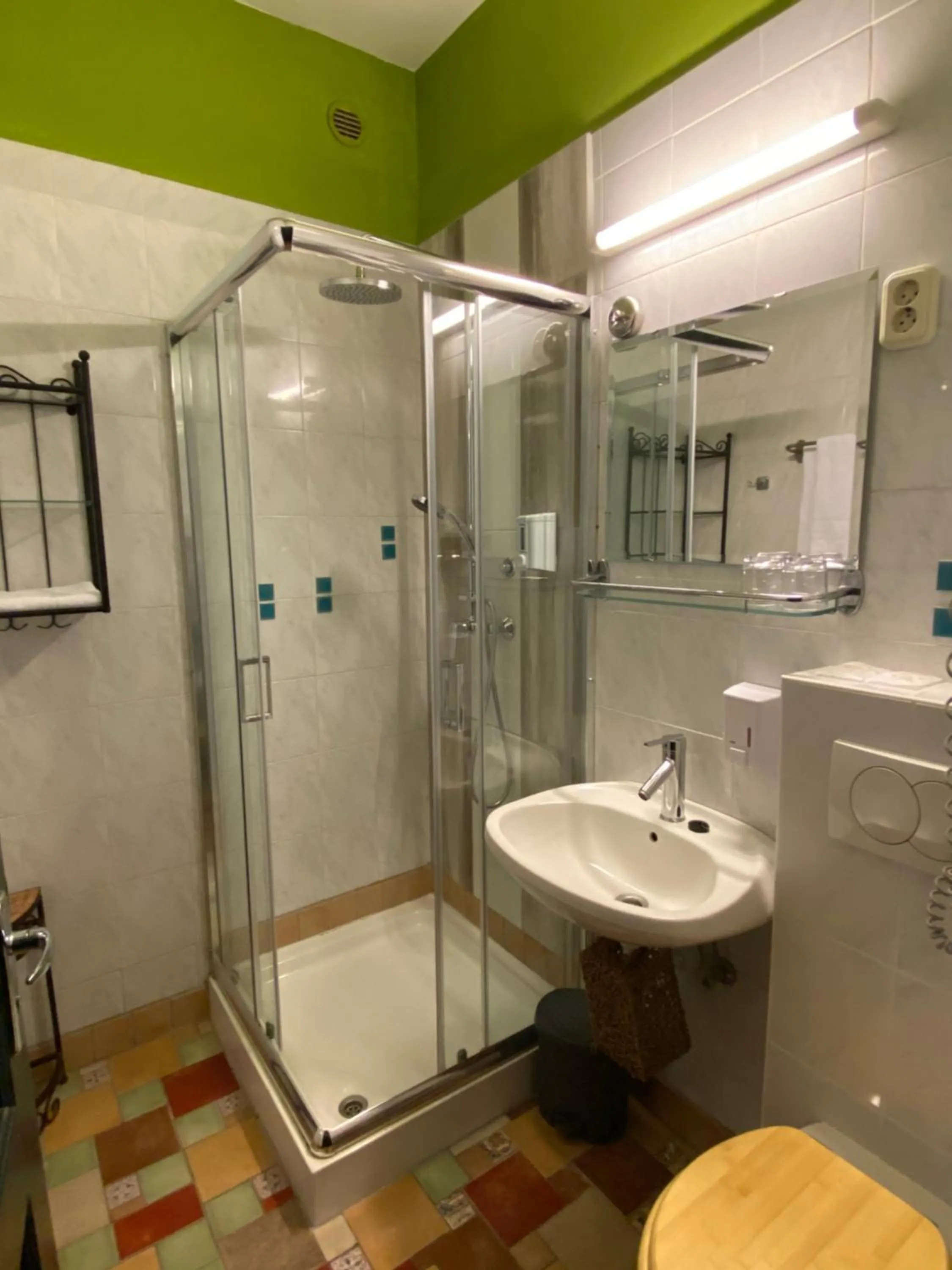 Shower in Janus Boutique Hotel & Spa