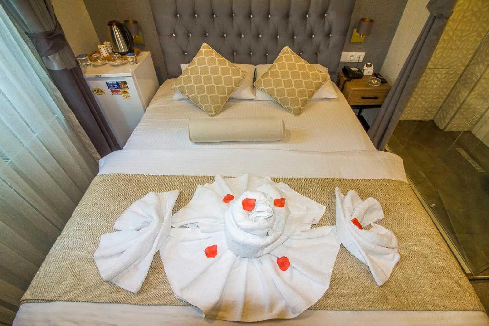 Bed in Nostalji Hotel