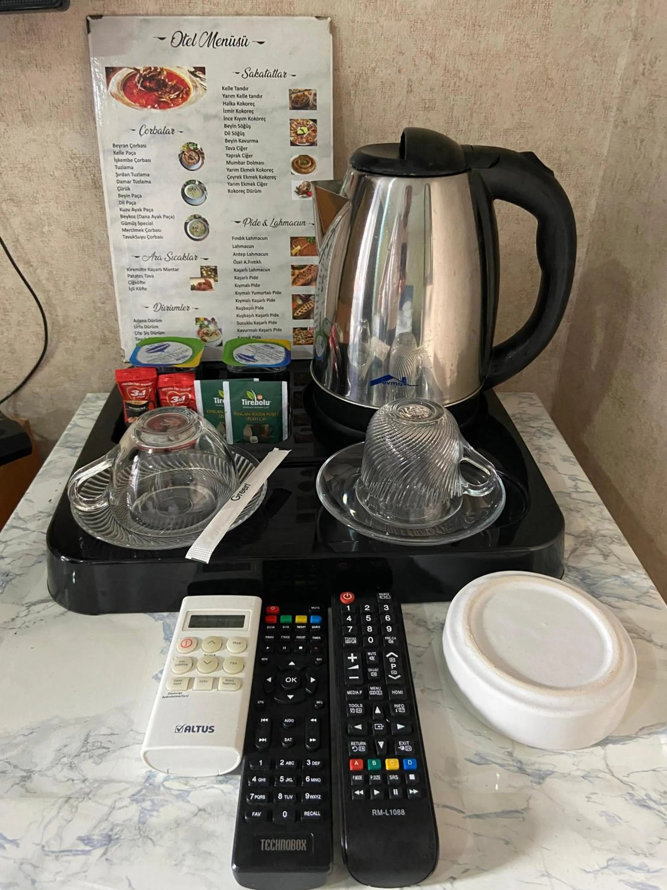 Coffee/tea facilities in Nostalji Hotel