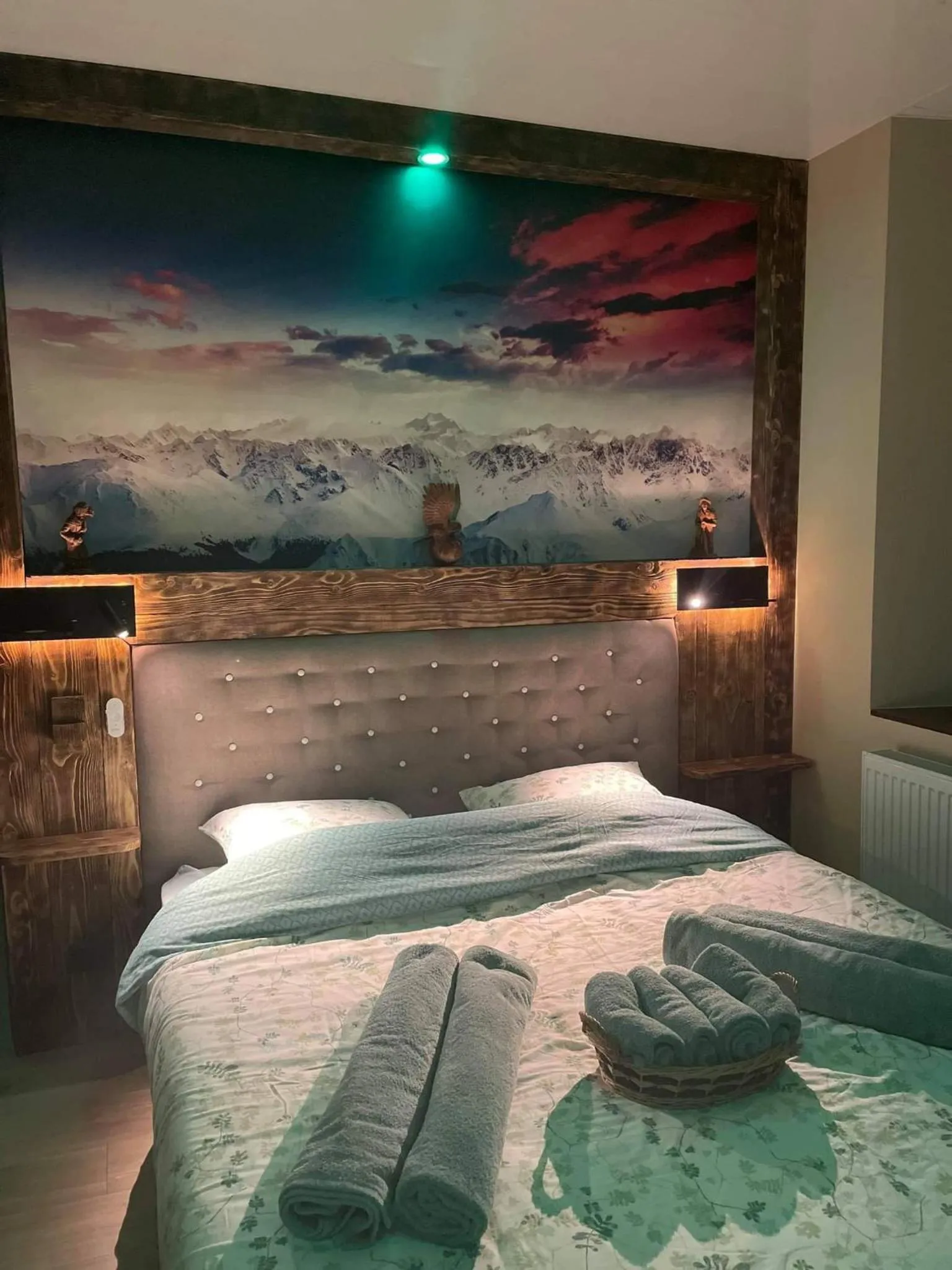 Bedroom, Bed in Auberge du Raddon