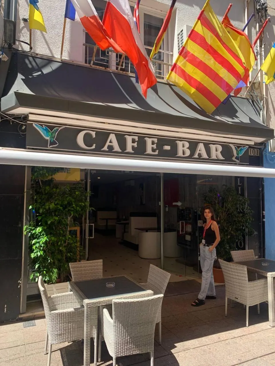 Restaurant/places to eat in COLIBRI