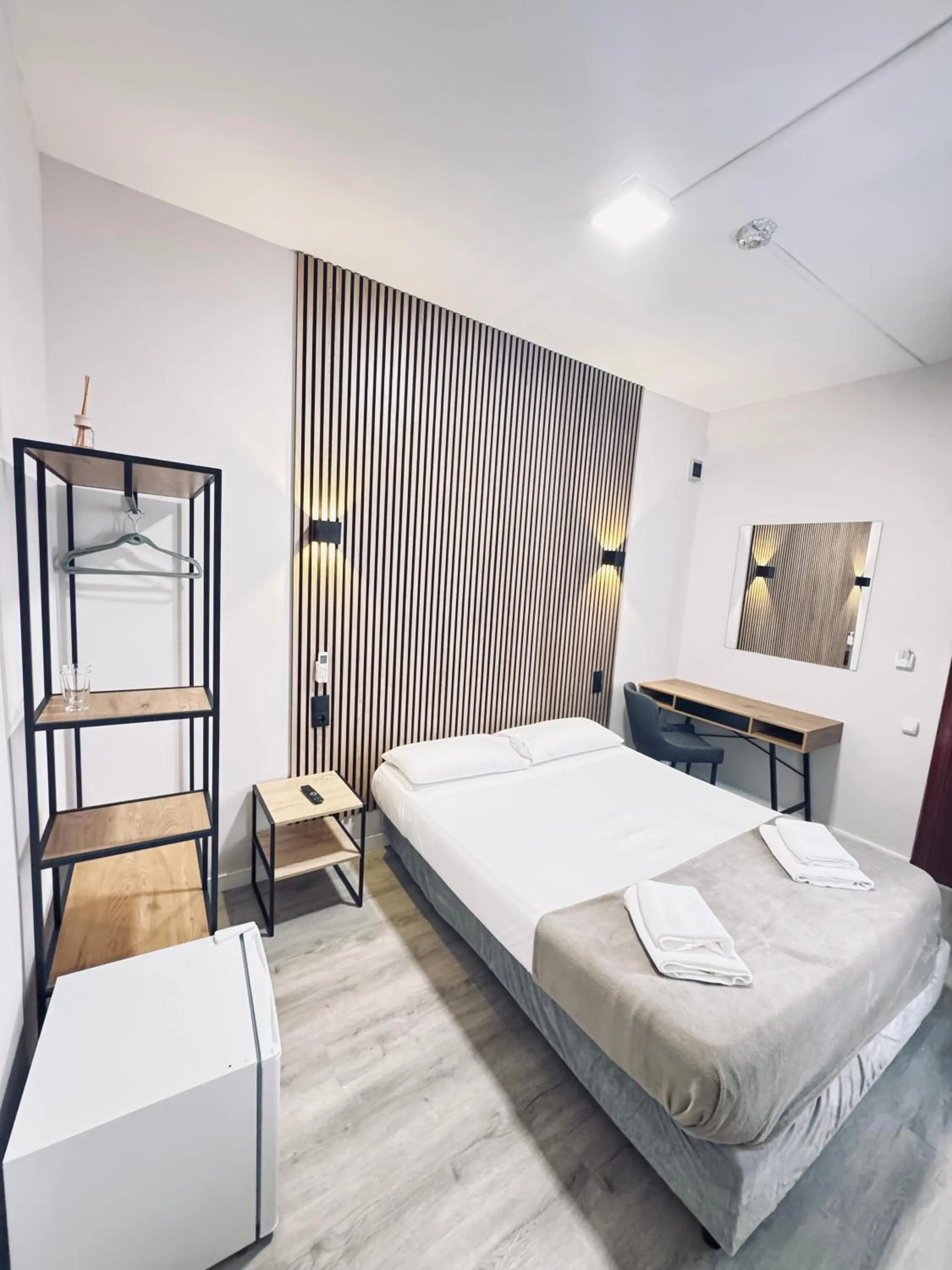 Bedroom, Bed in COLIBRI