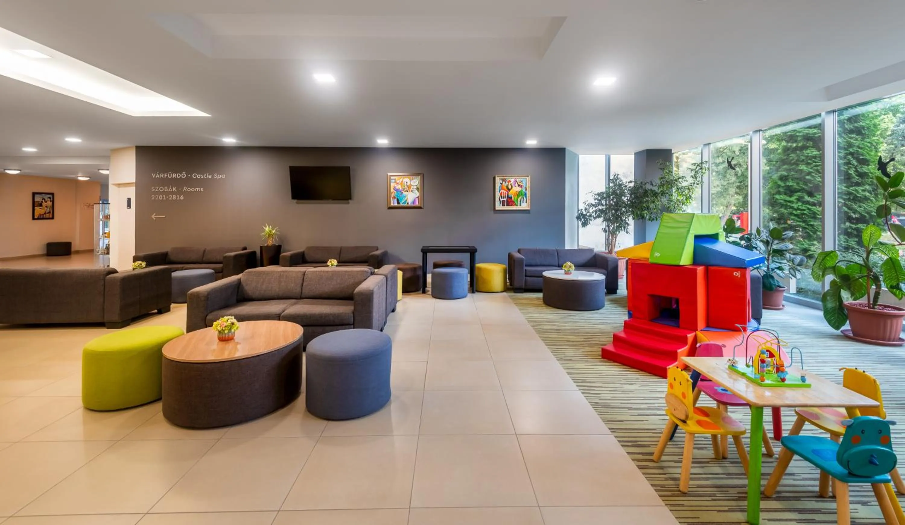 Lobby or reception in Hunguest Hotel Gyula