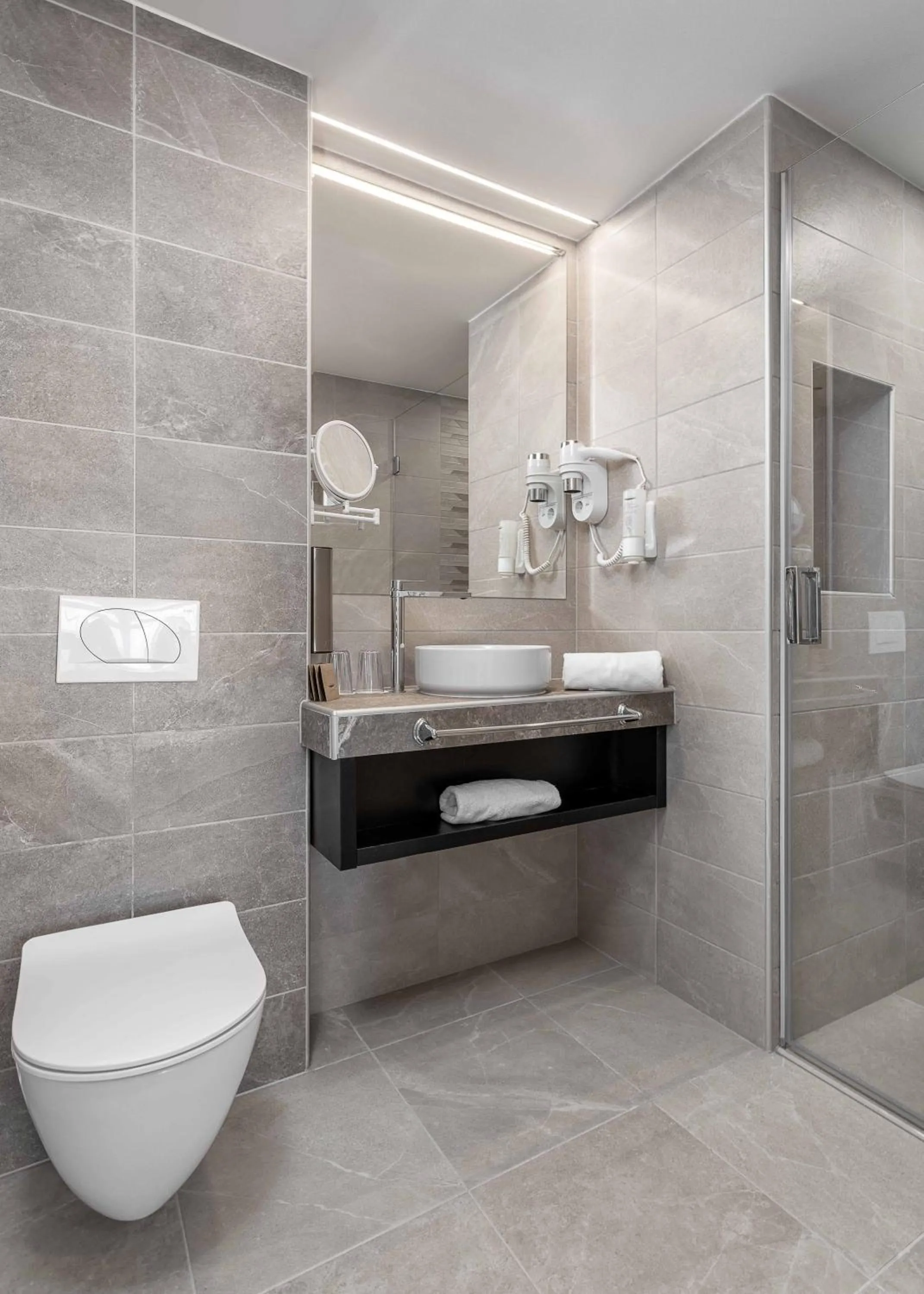 Bathroom in Hunguest Hotel Béke