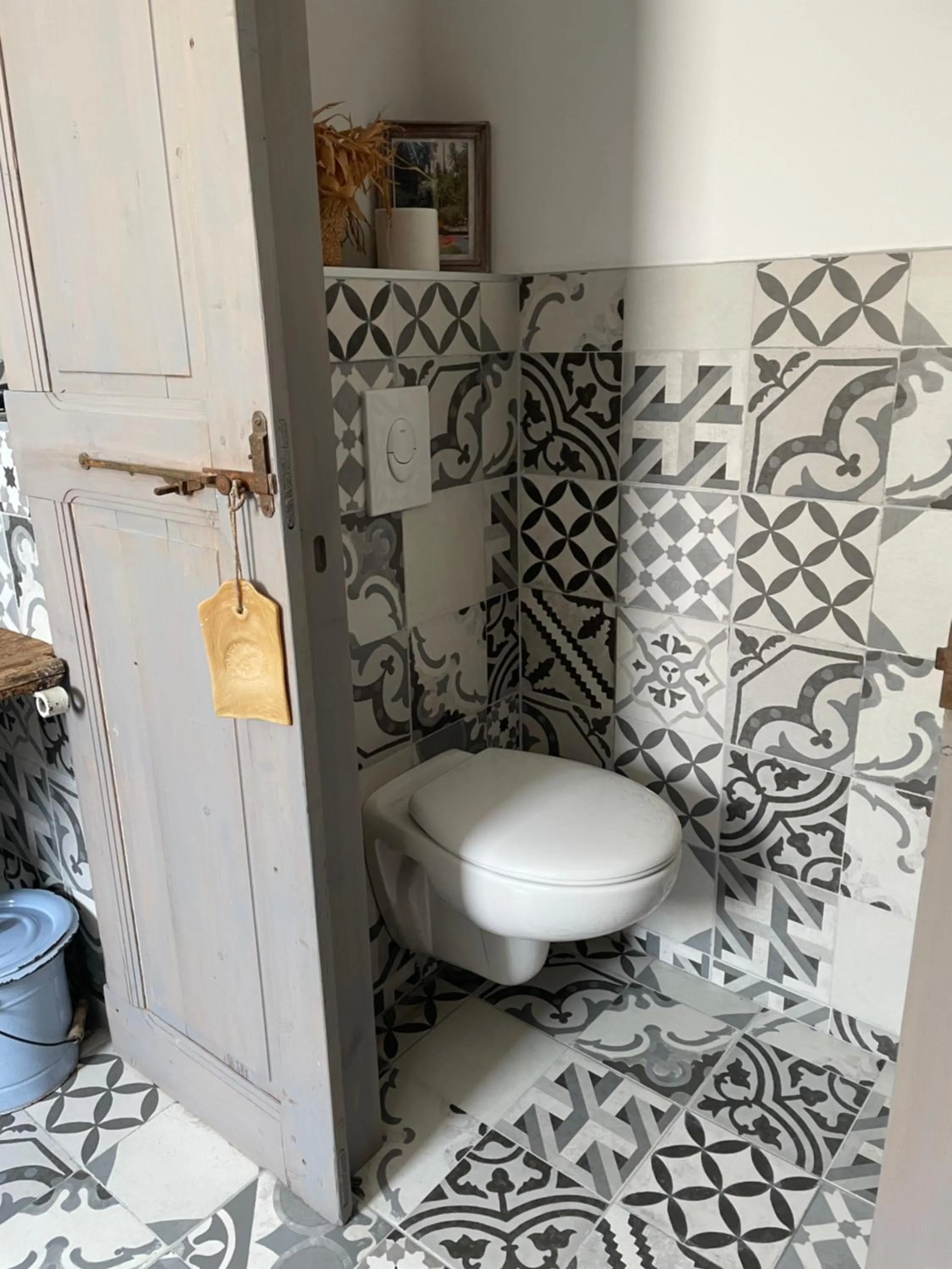 Bathroom in Côté Dentelles