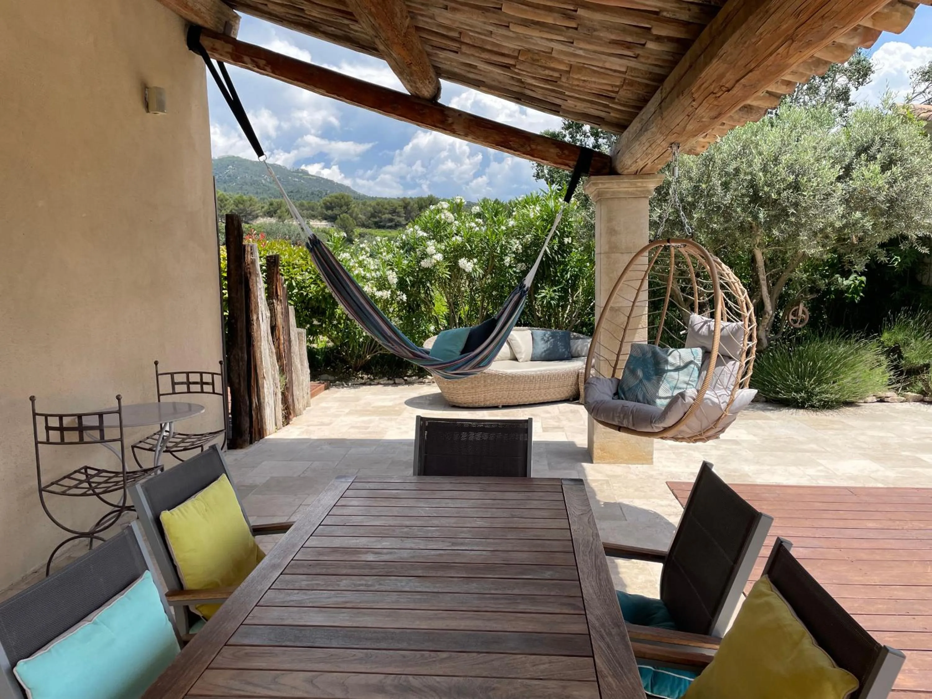 Balcony/Terrace in Côté Dentelles