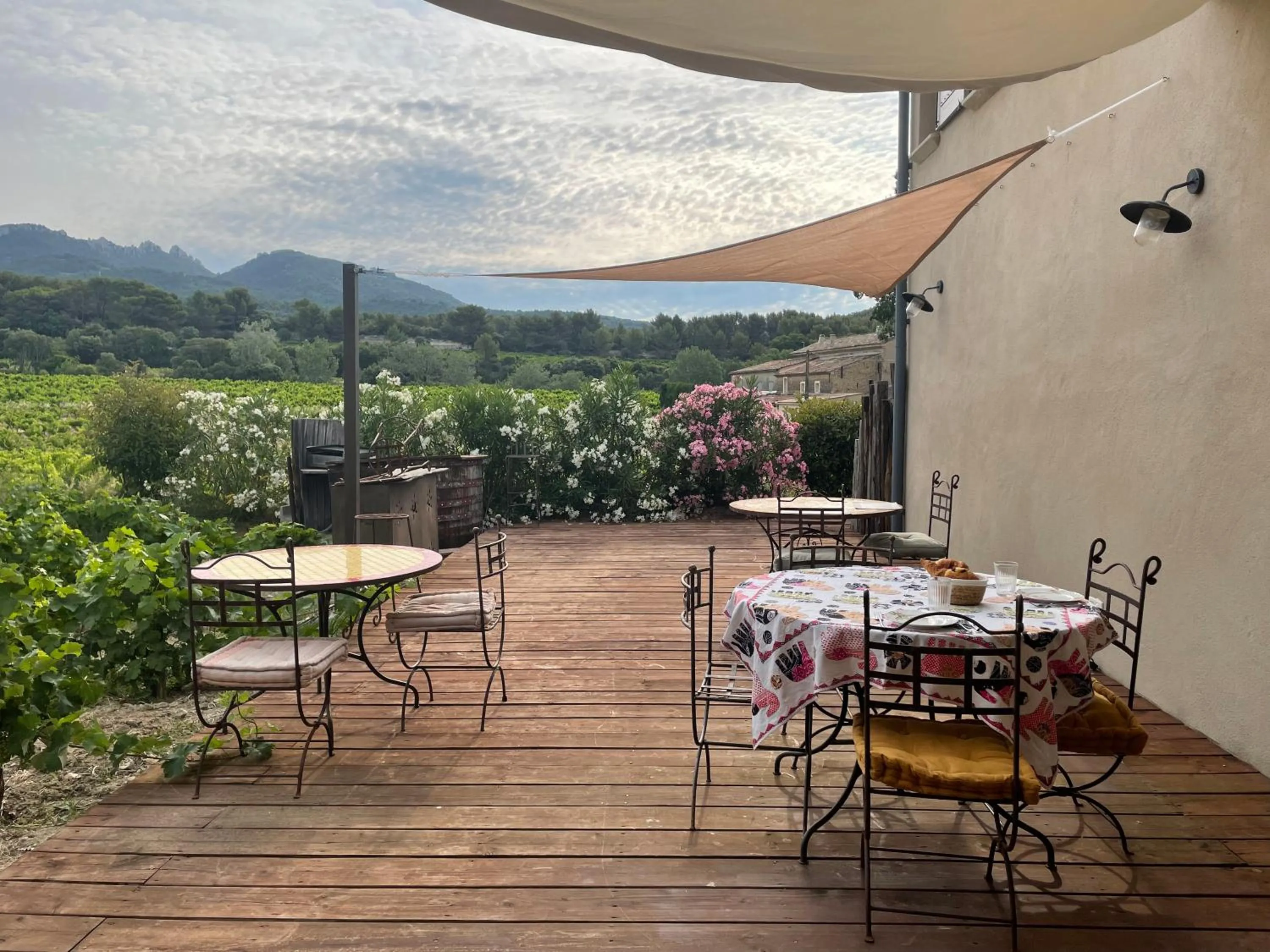 Balcony/Terrace in Côté Dentelles