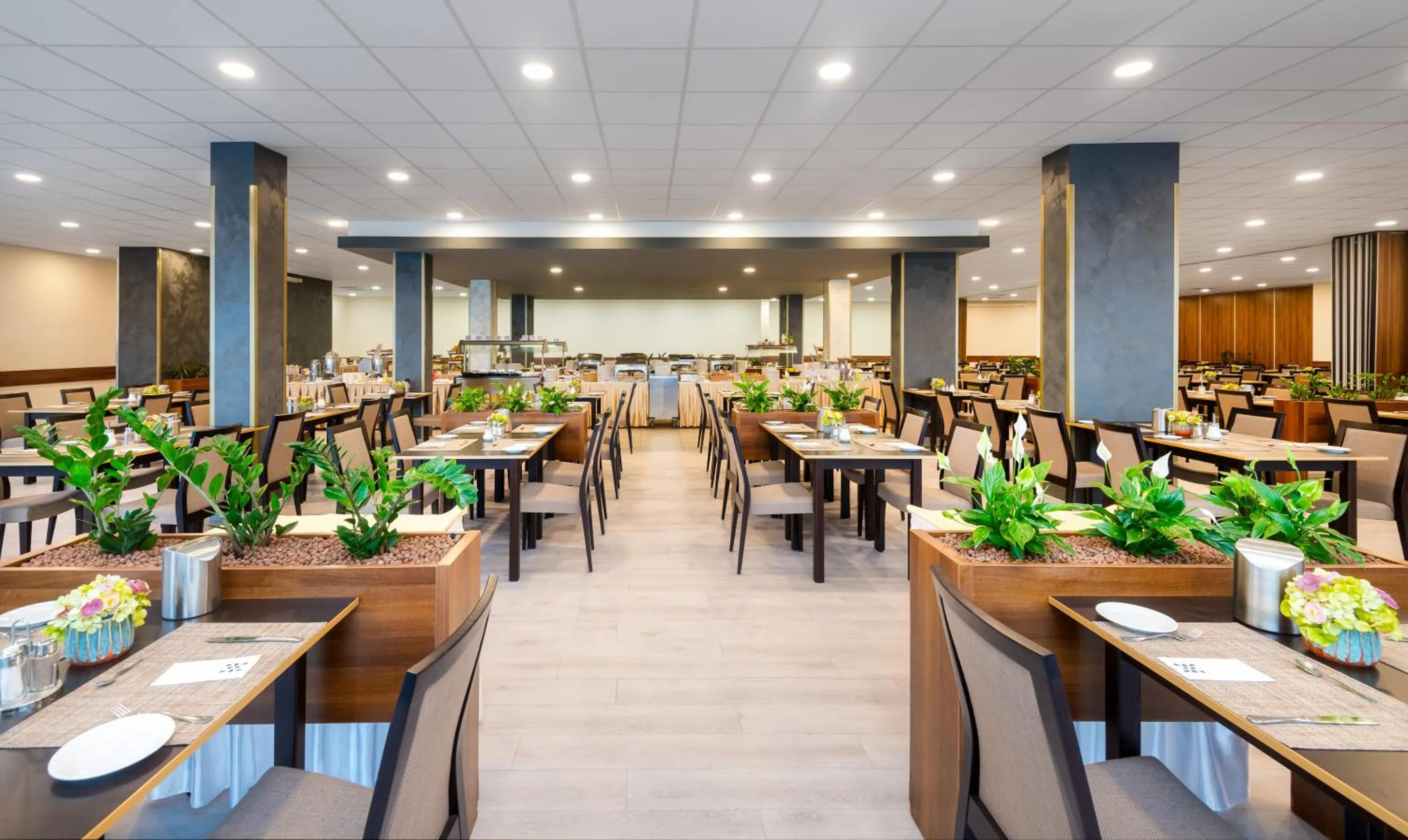 Restaurant/places to eat in Hunguest Szeged - ex Forrás