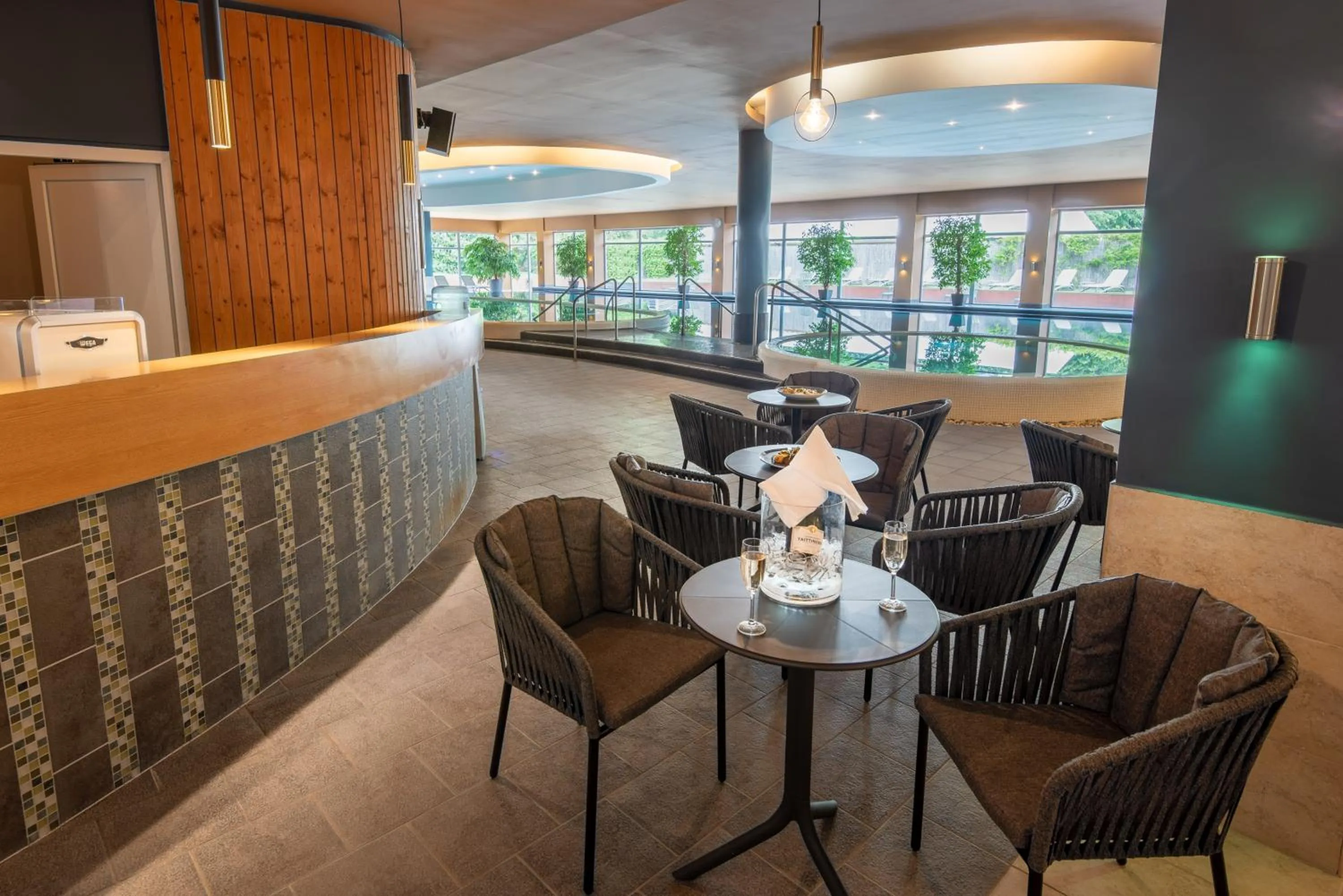 Spa and wellness centre/facilities in Hunguest Szeged - ex Forrás