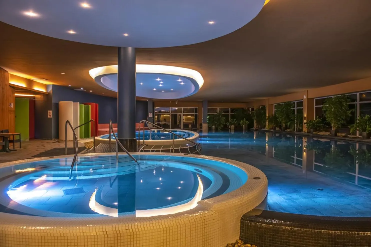 Hot Tub in Hunguest Szeged - ex Forrás