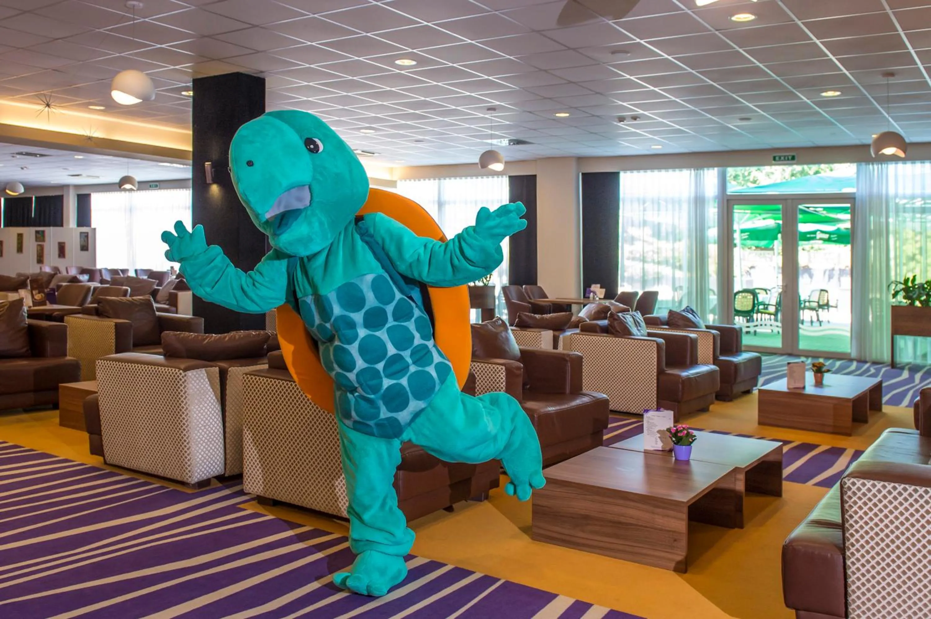 Lobby or reception in Hunguest Szeged - ex Forrás