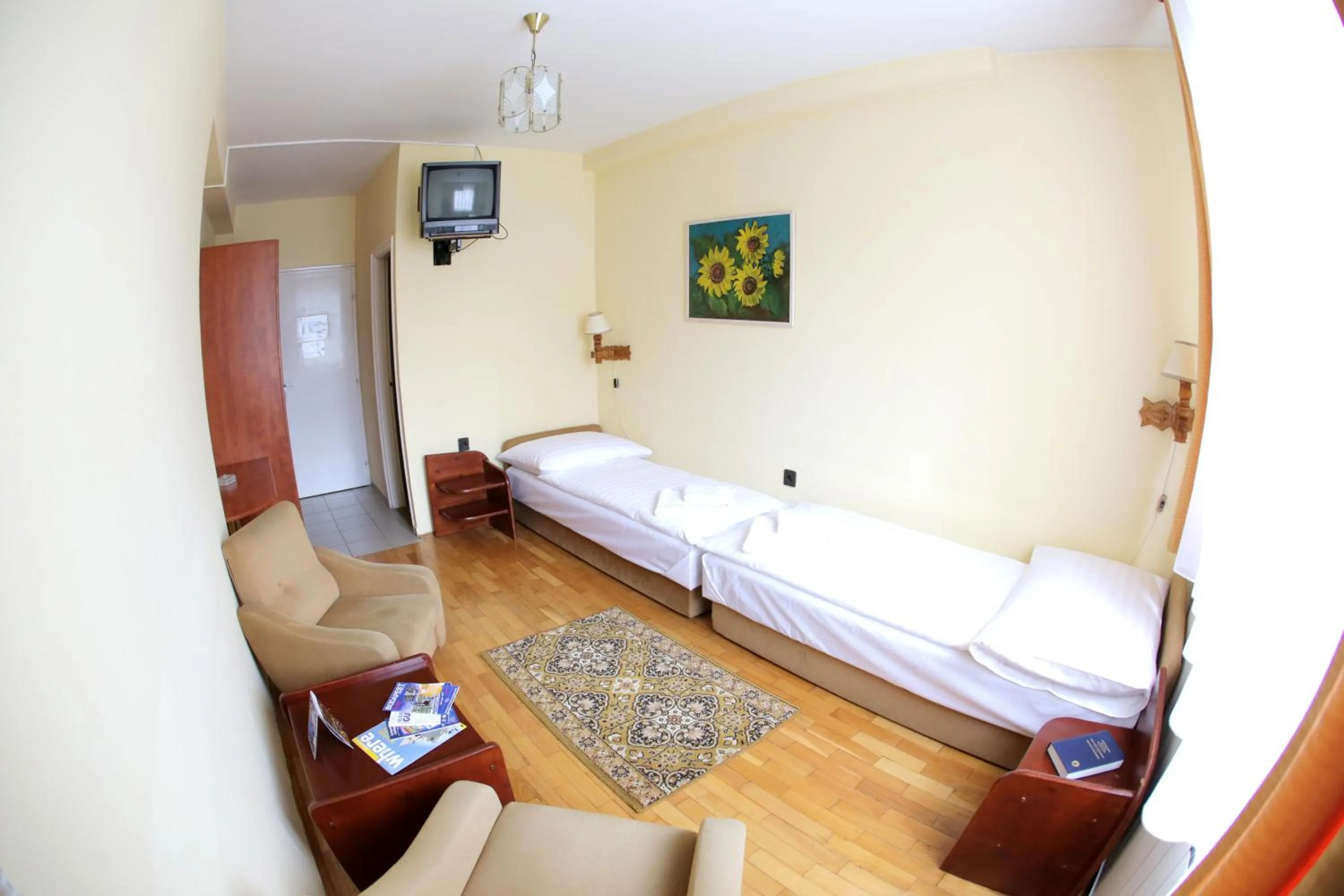 Photo of the whole room, Bed in Hotel Bara Junior