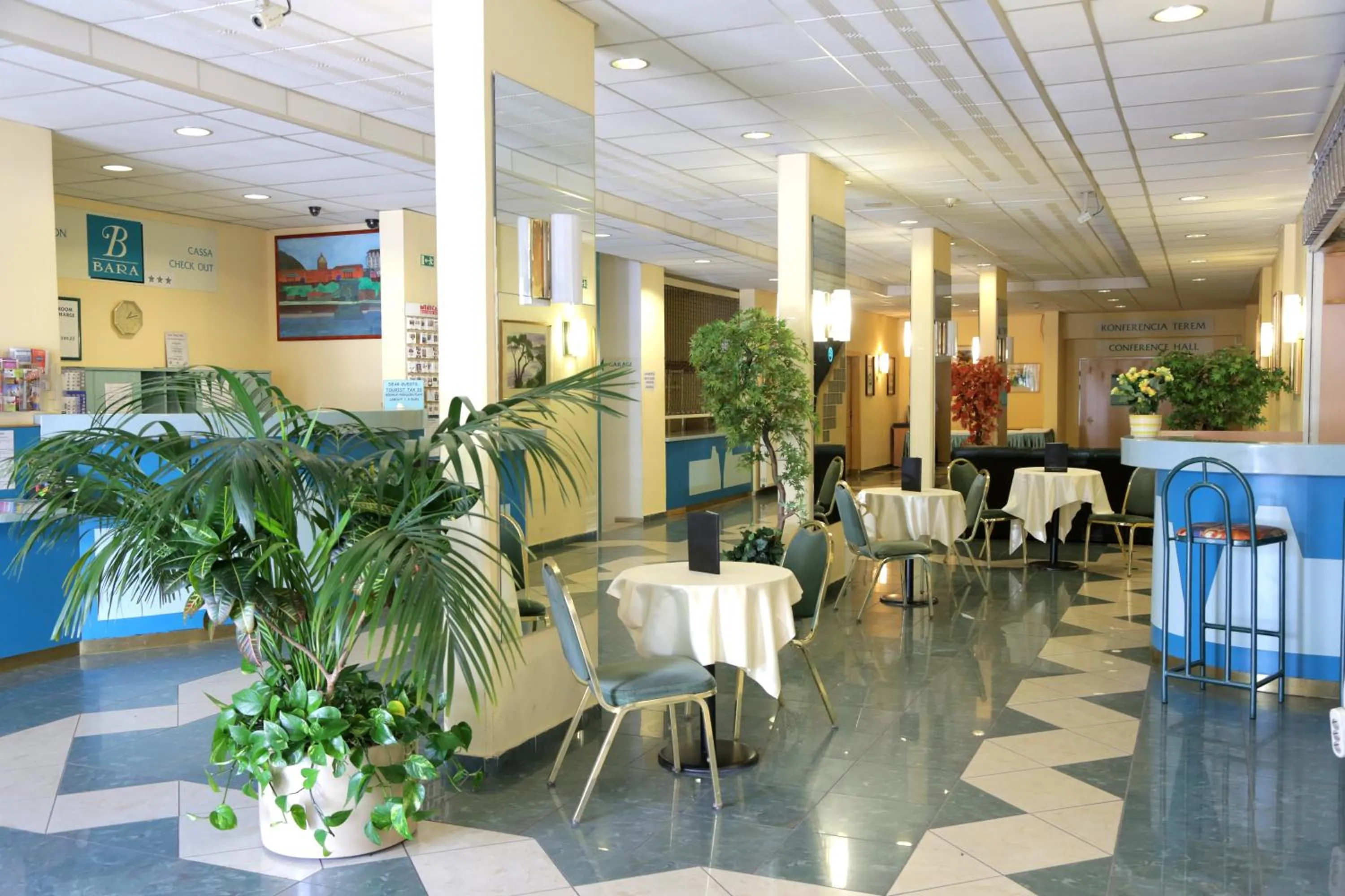 Lobby or reception in Hotel Bara Junior