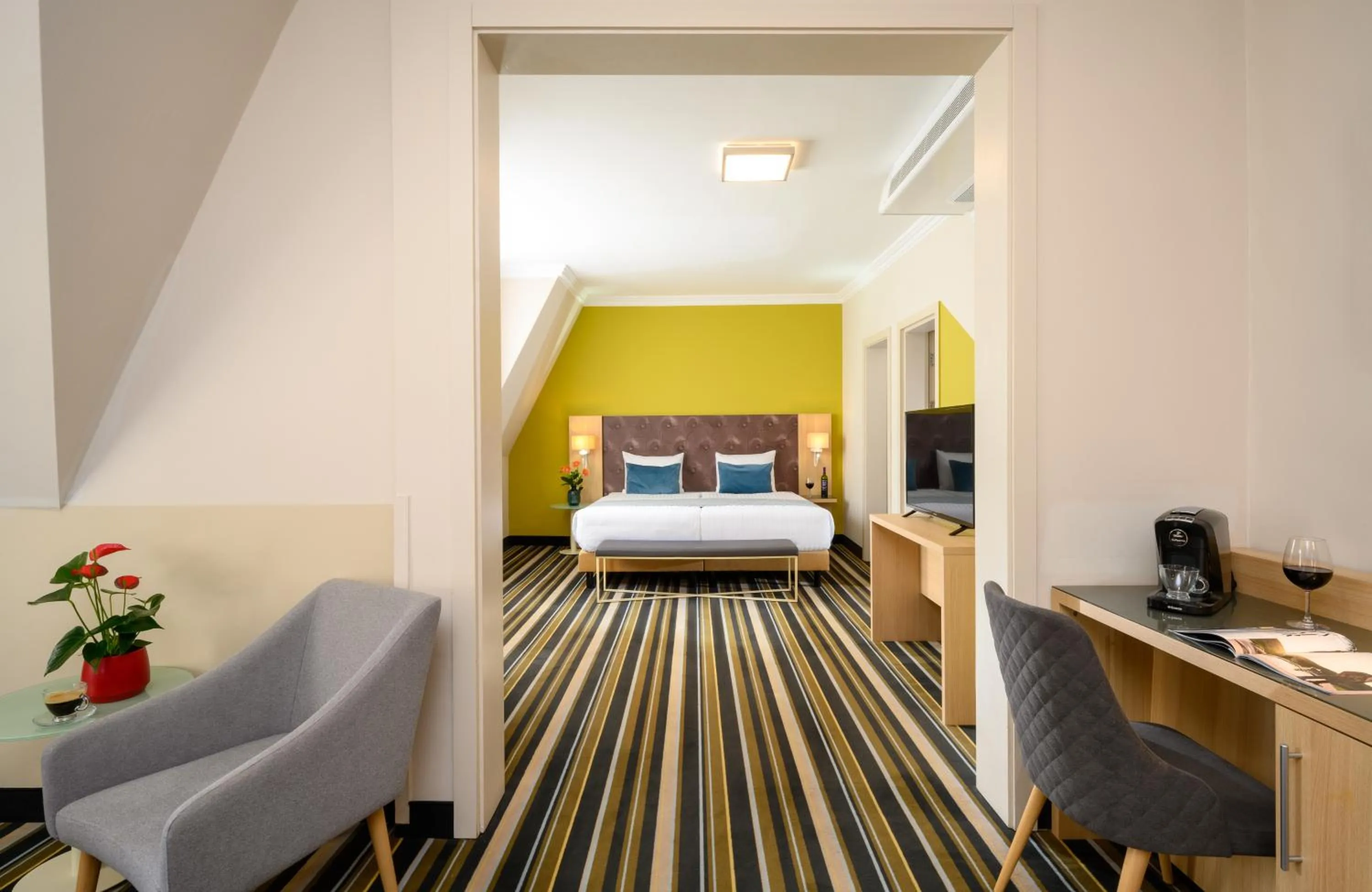 Bed in Leonardo Hotel Budapest