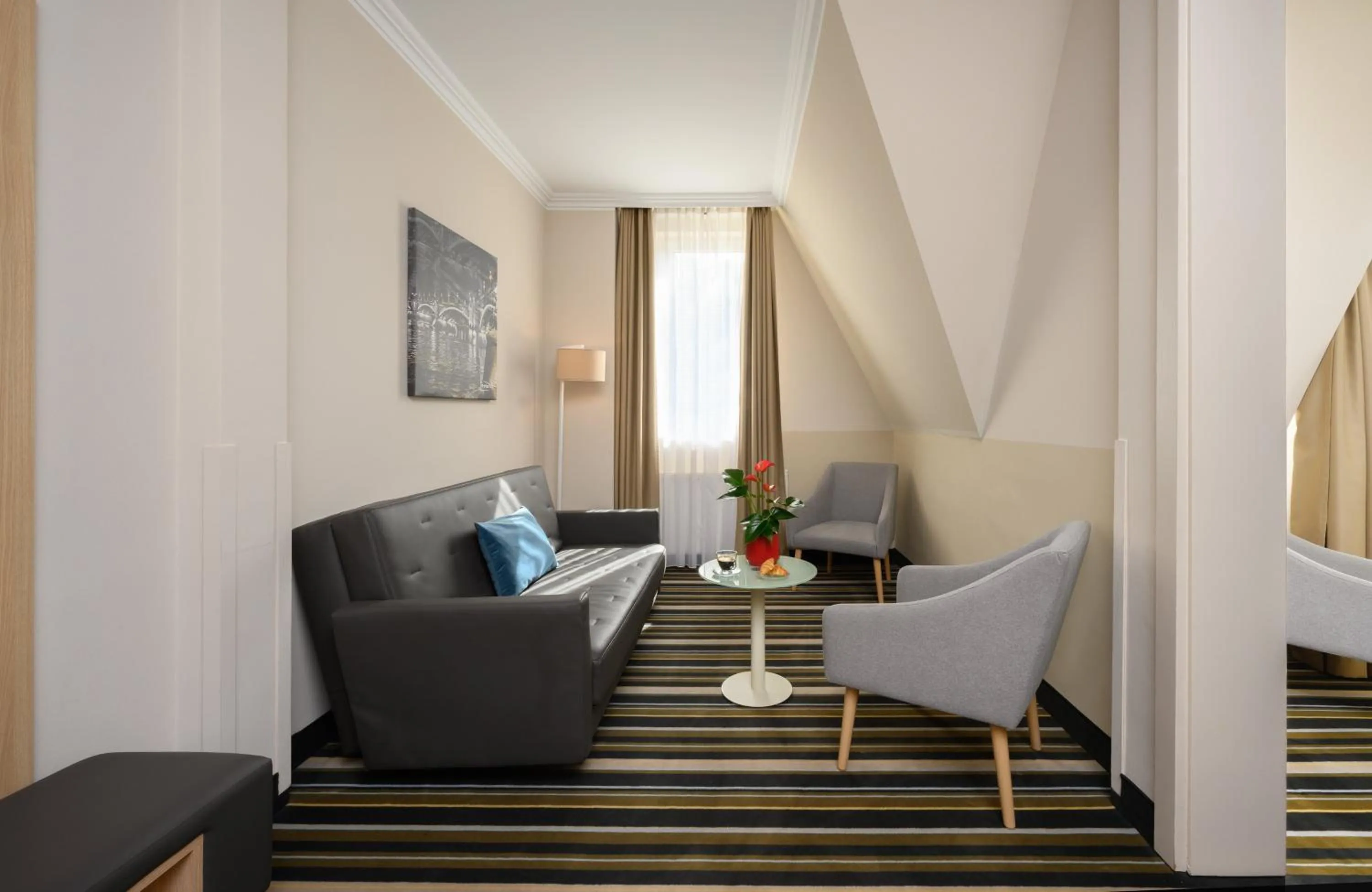 Photo of the whole room in Leonardo Hotel Budapest