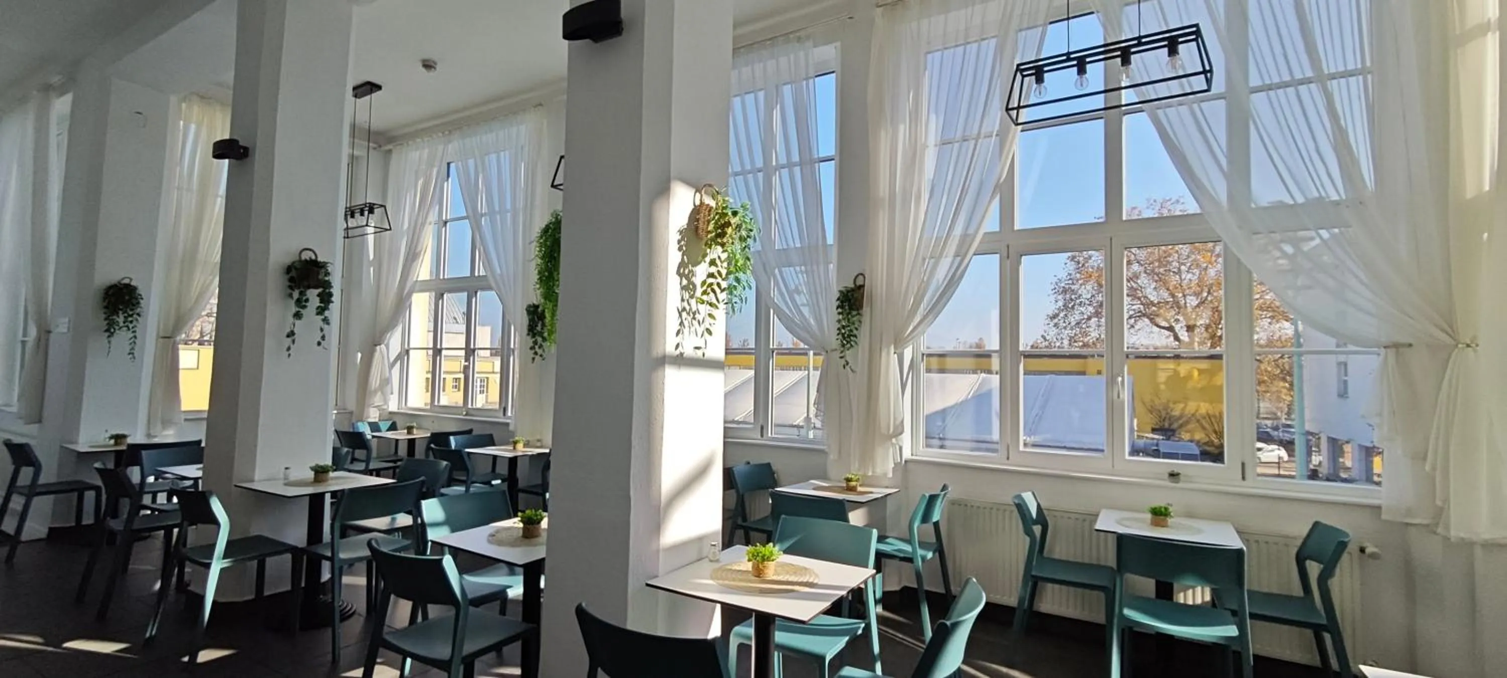 Breakfast in Budapest Csaszar Hotel