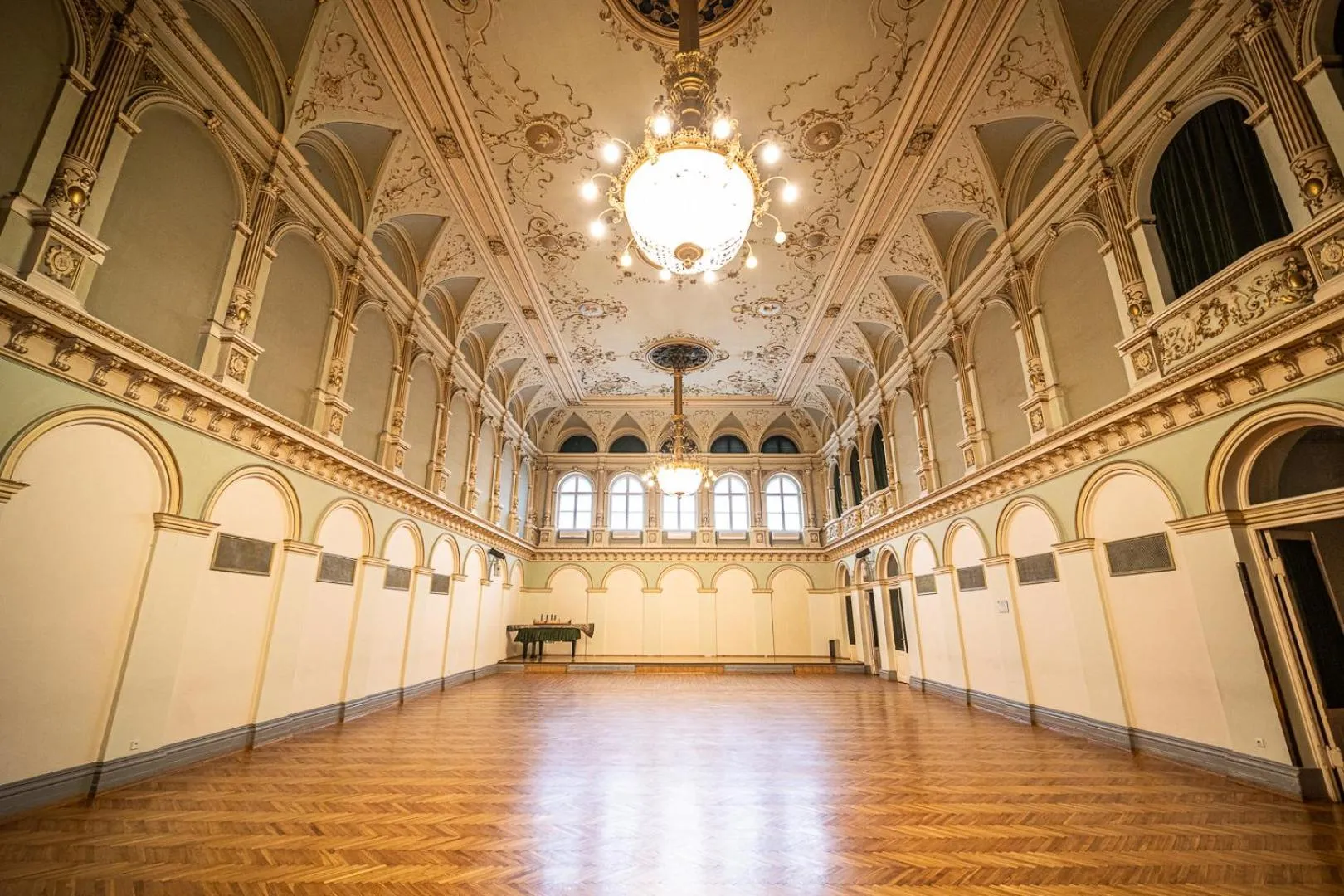 Property building in Tisza Hotel