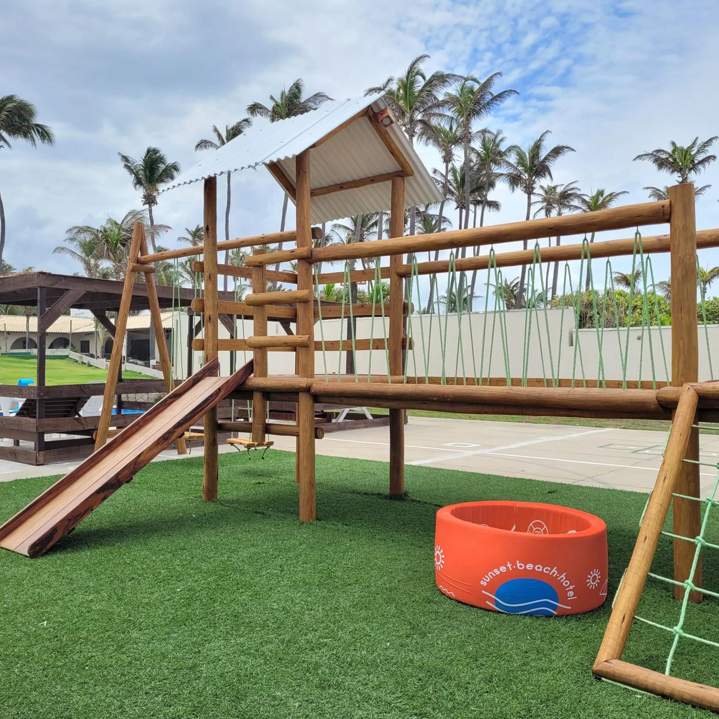Children play ground in Sunset Beach Taíba Hotel