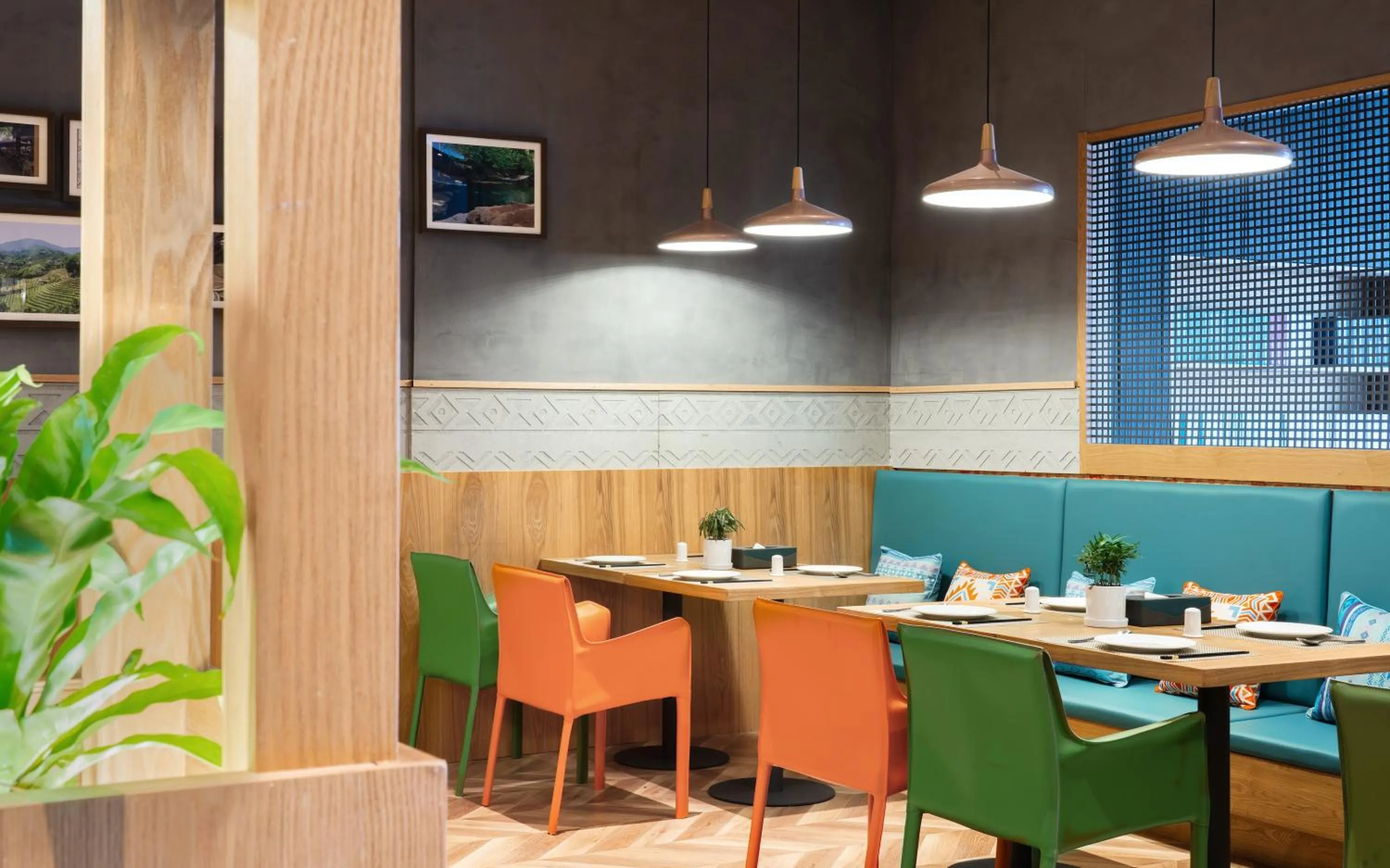 Restaurant/places to eat in TRUE Go hotel