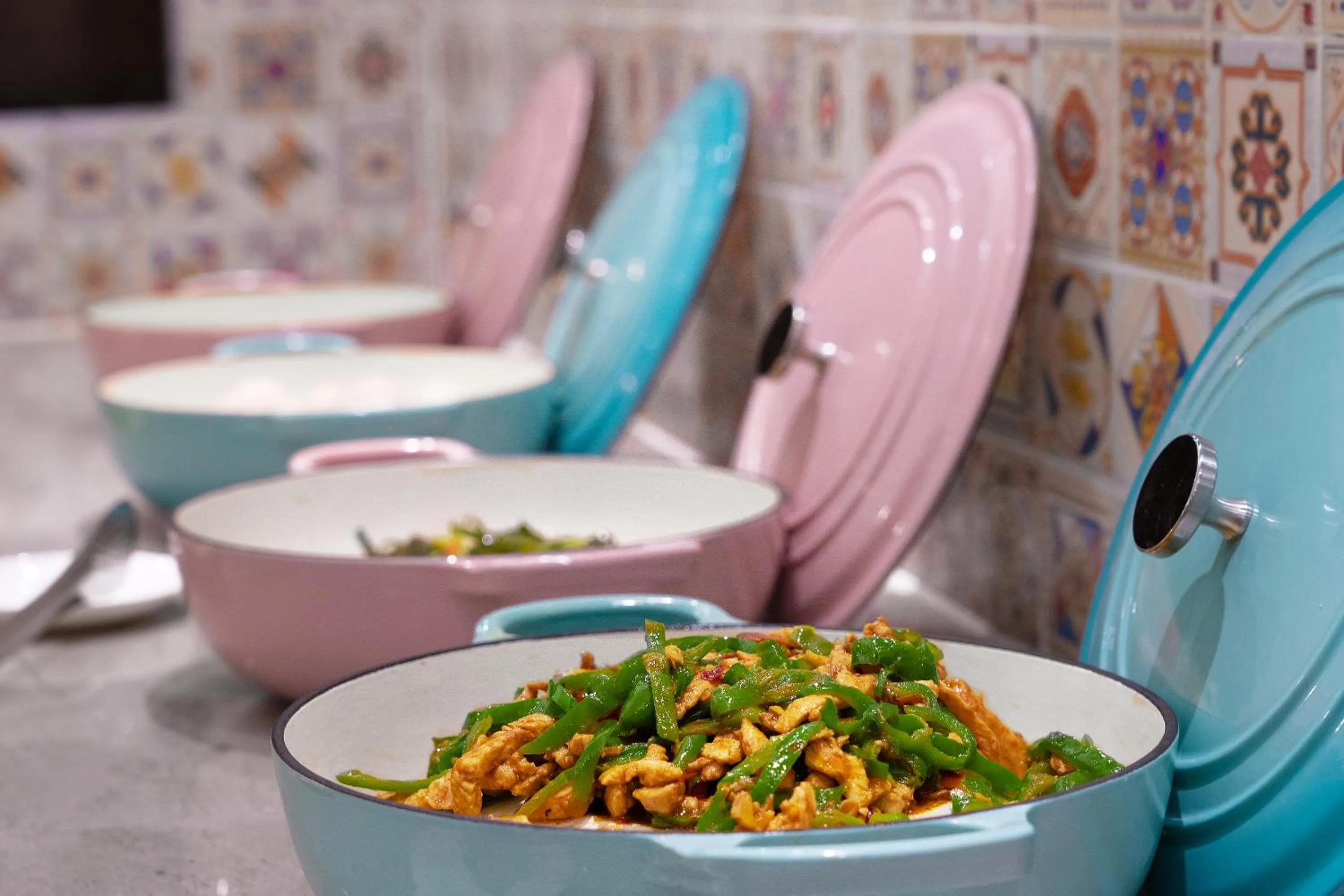 Restaurant/places to eat in TRUE Go hotel