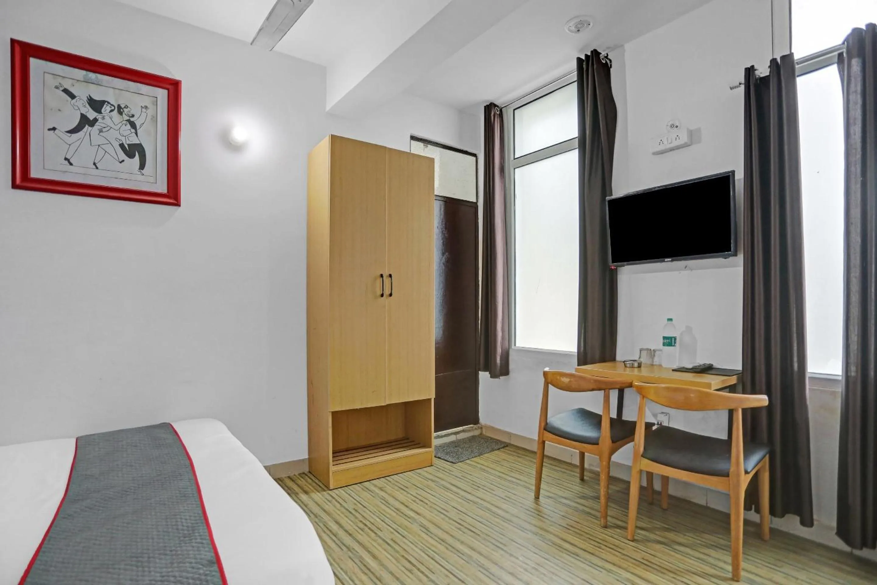 Bedroom, Bed in Hotel O Sky View Residency