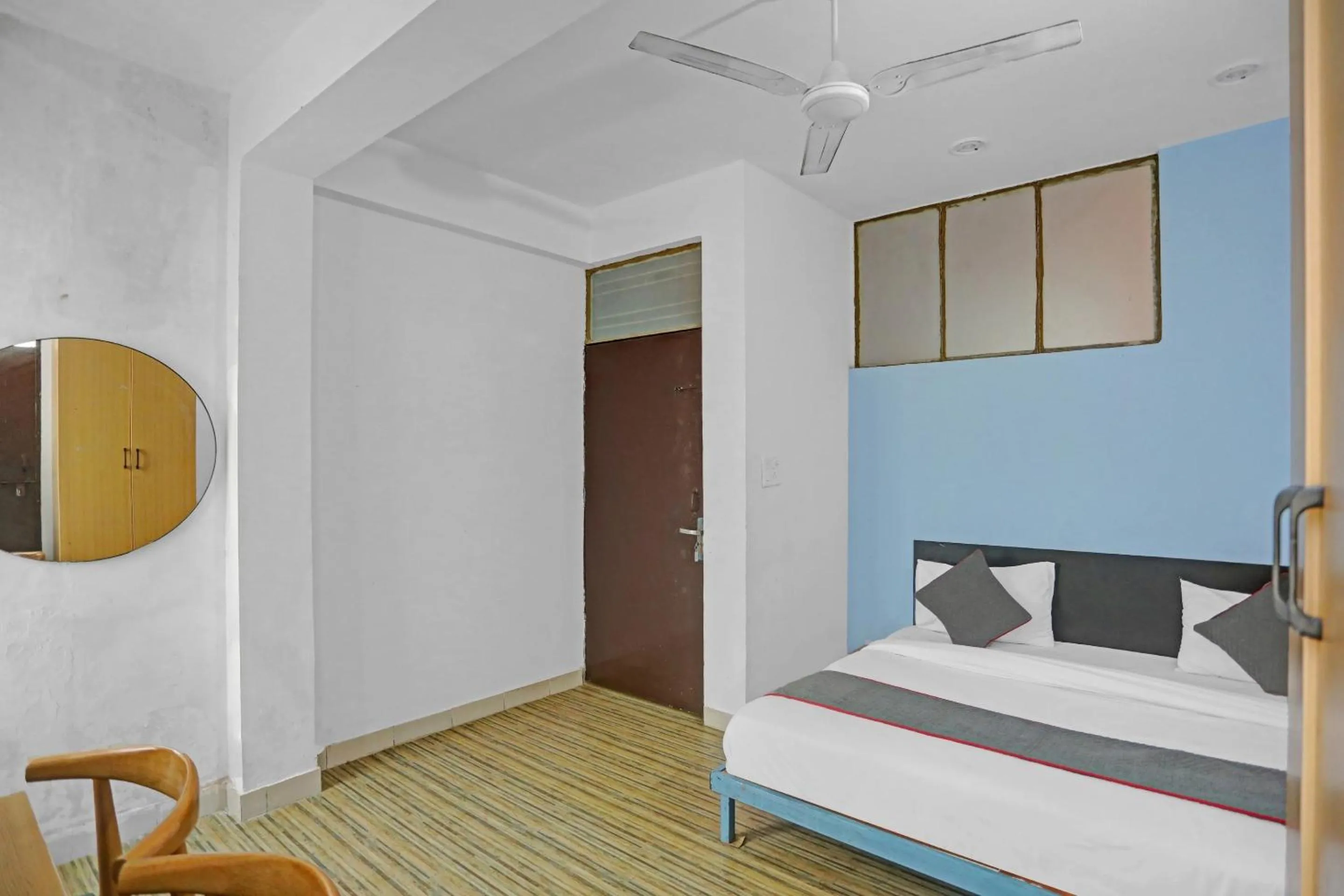 Bedroom, Bed in Hotel O Sky View Residency