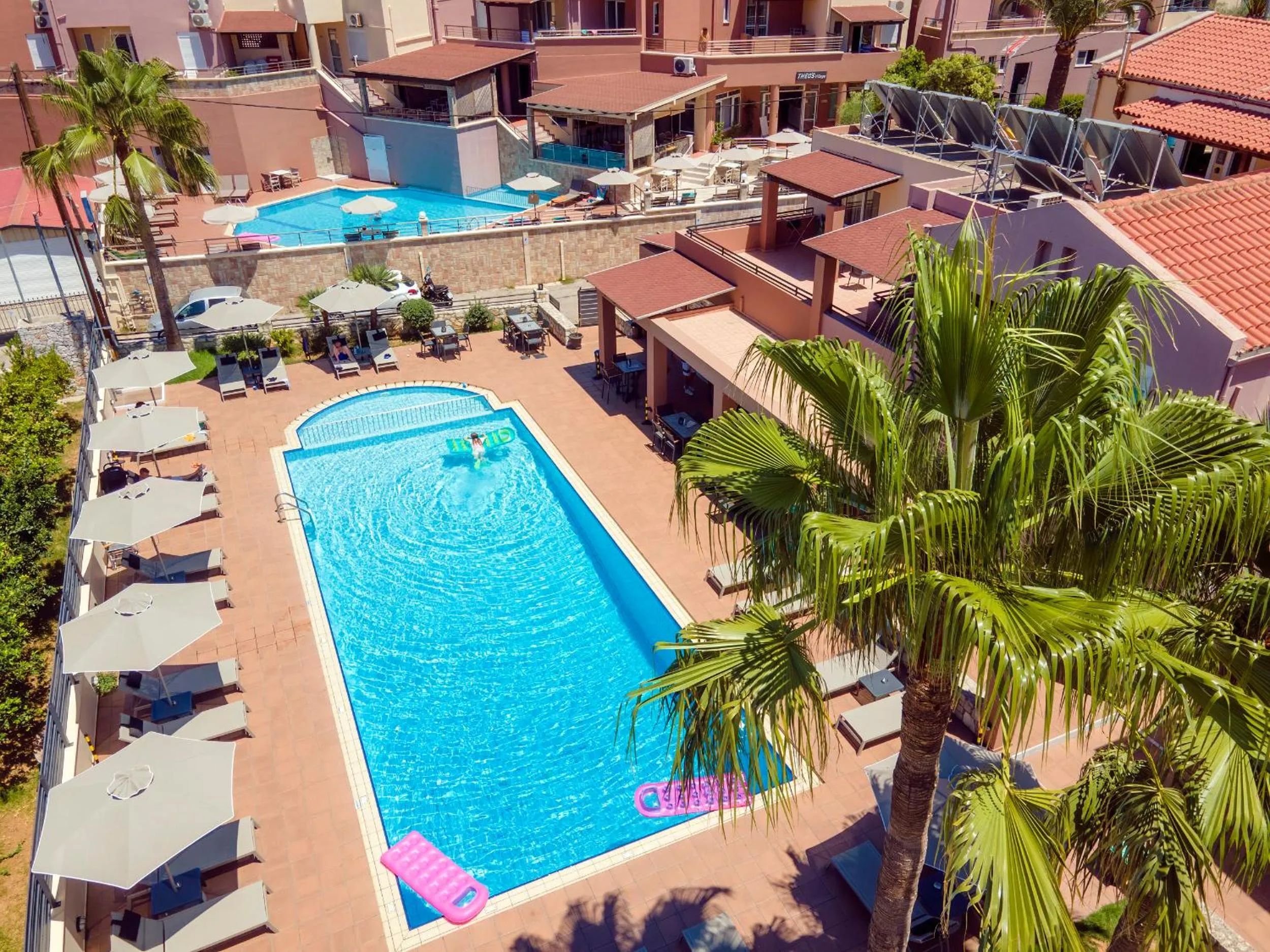 Day in Theos Holidays Apartments