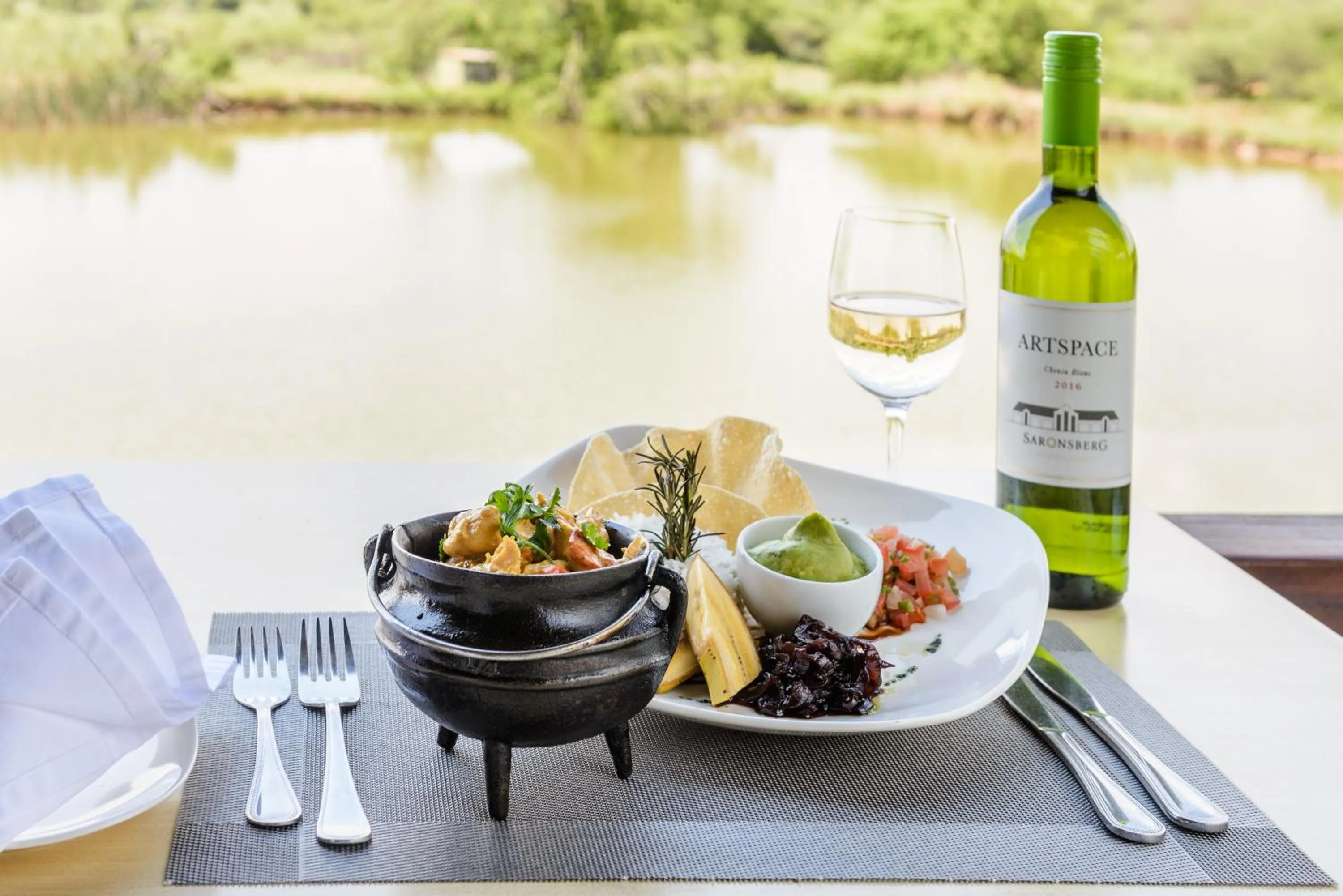 Restaurant/places to eat in Mongena Private Game Lodge