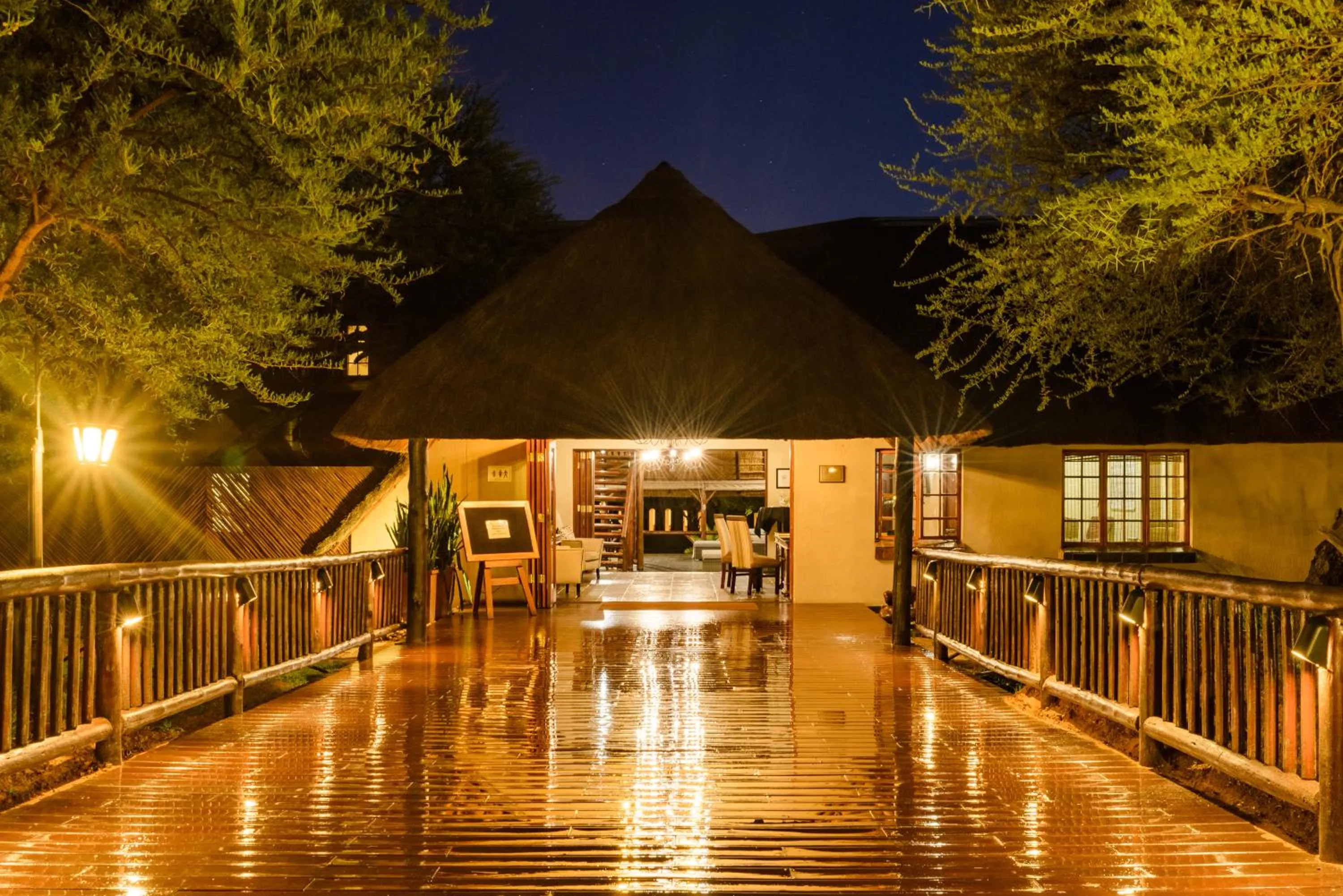 Mongena Private Game Lodge