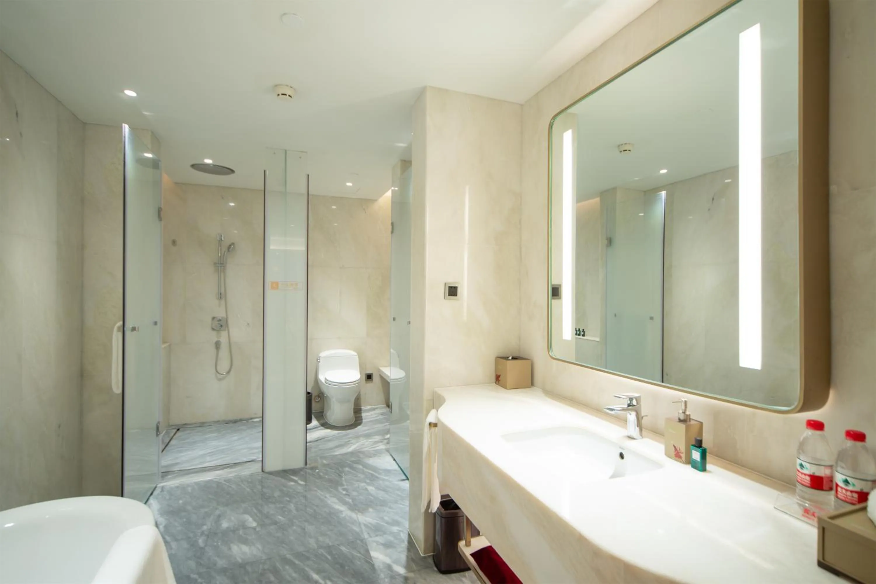 Toilet in Wyndham Garden Jinjiang