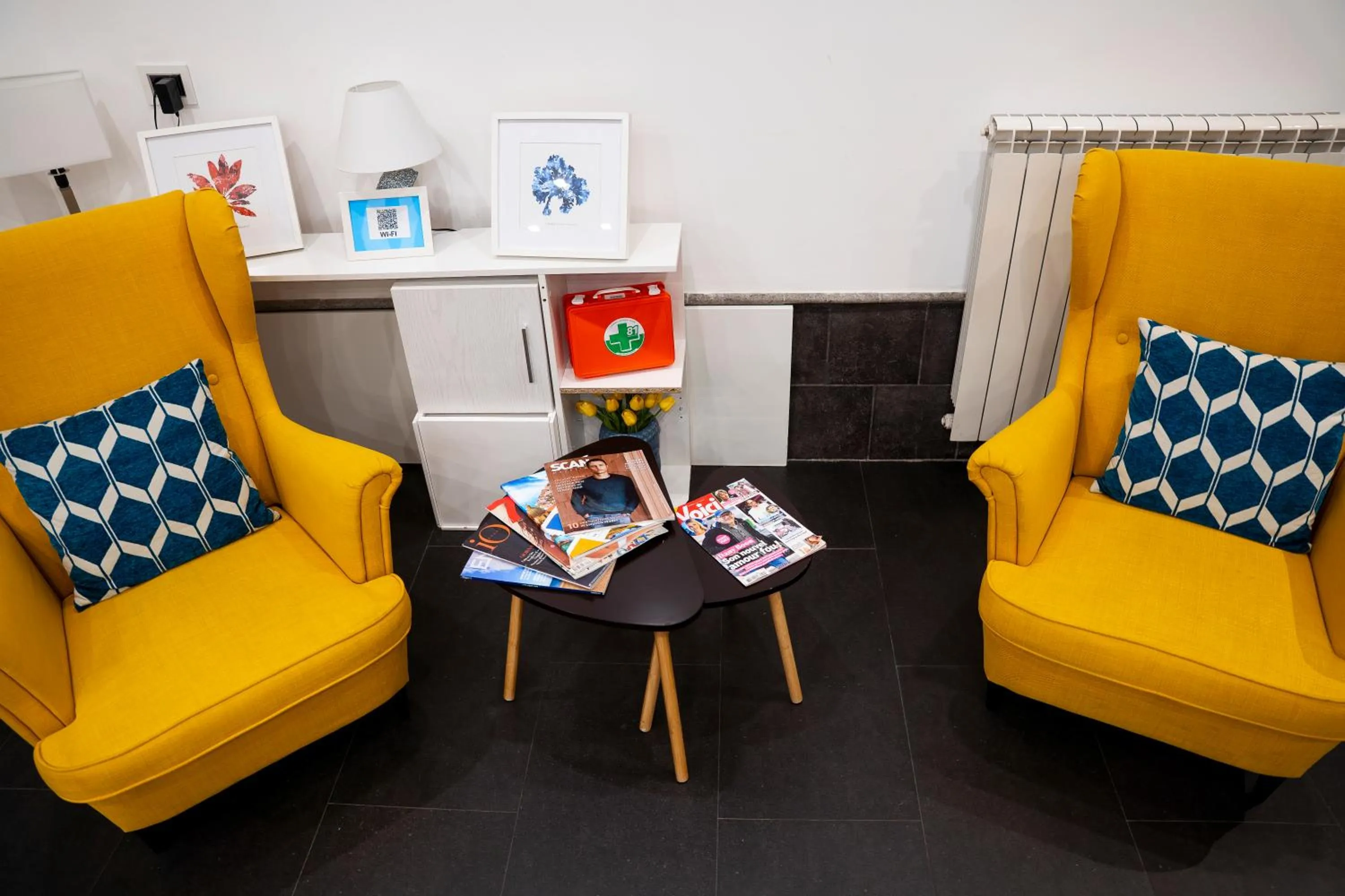 Lobby or reception in Yacht Club Angioino