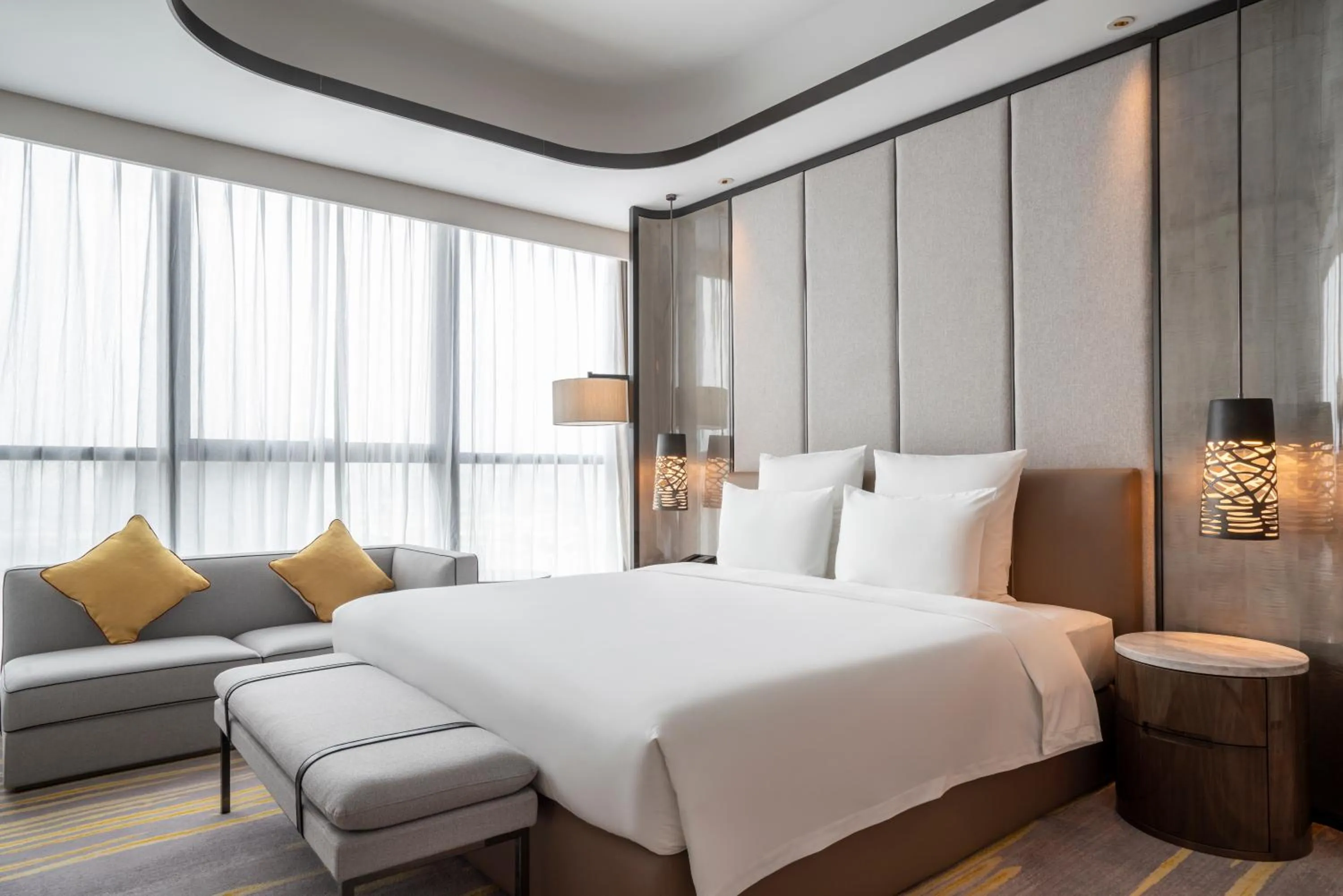 Bed in Pullman Suzhou Zhonghui