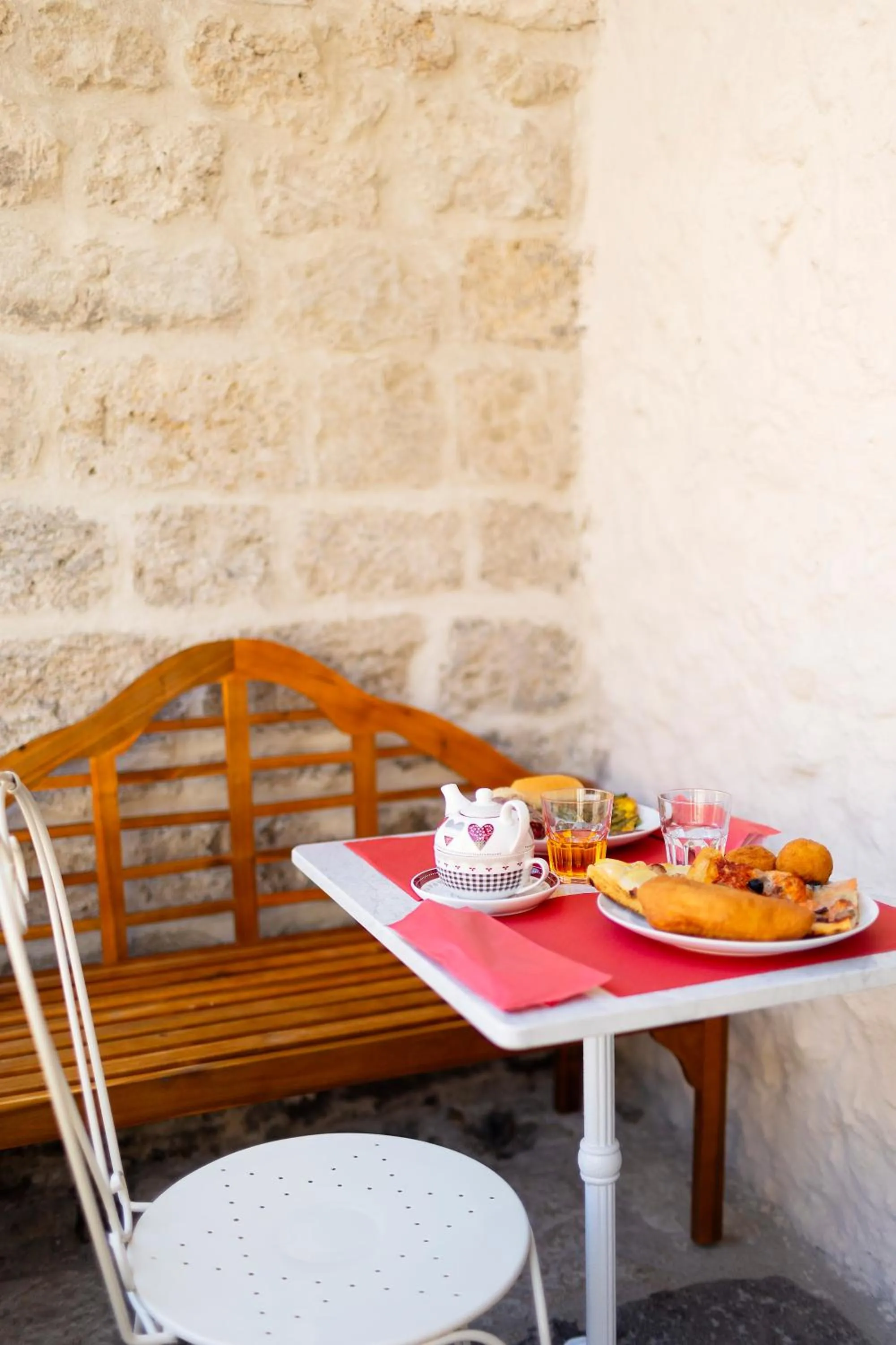 Palazzo Badiale history&rooms