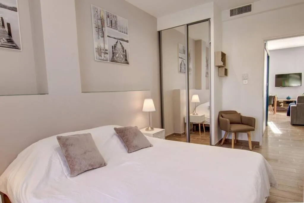 Bed in Palais Apartment