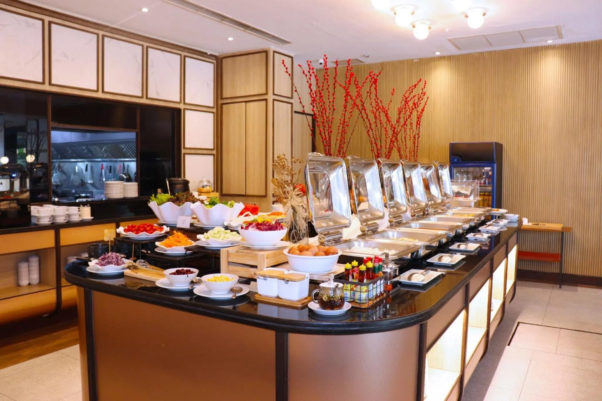 Buffet breakfast in The Quarter Onnut by UHG