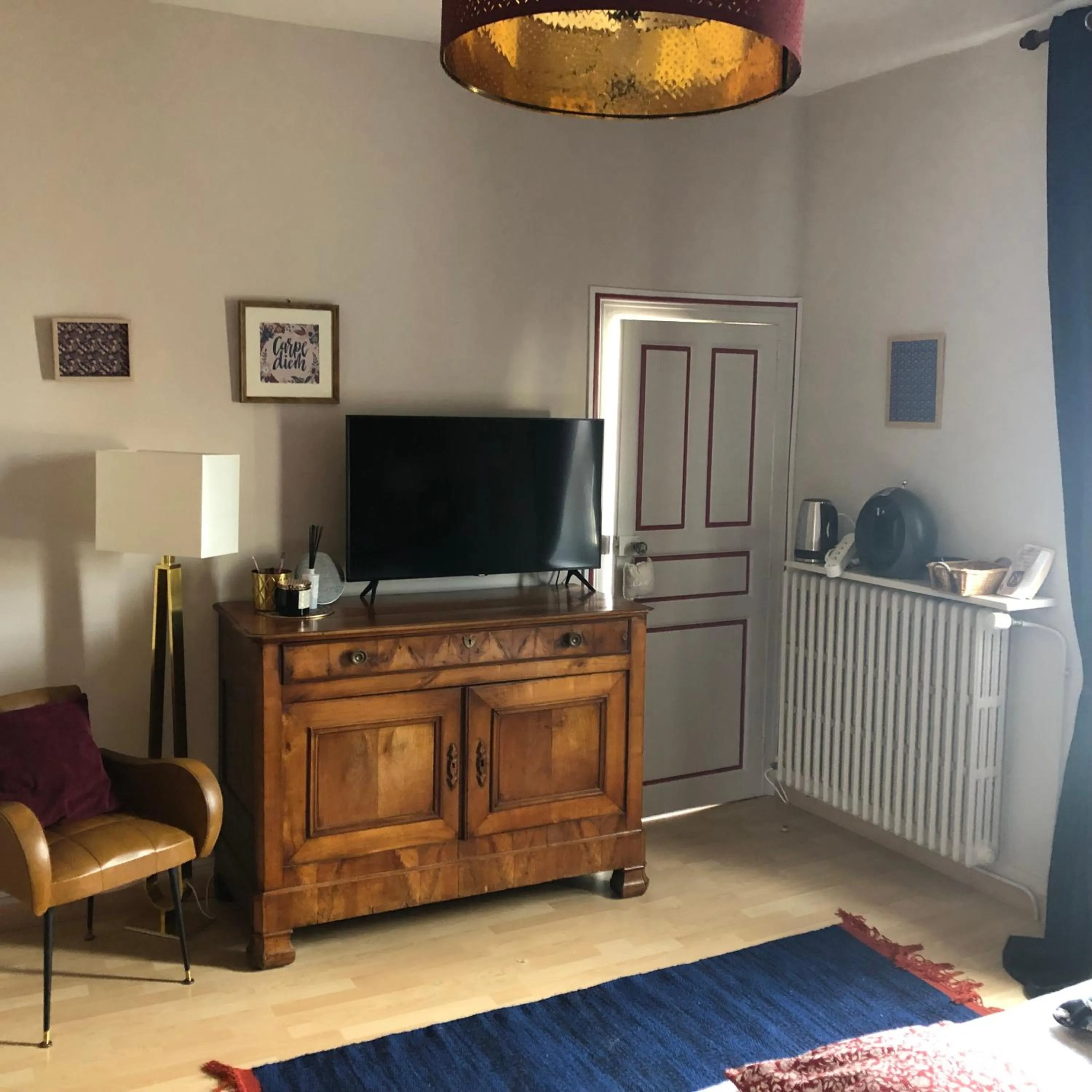 Coffee/tea facilities in Villa des Roses