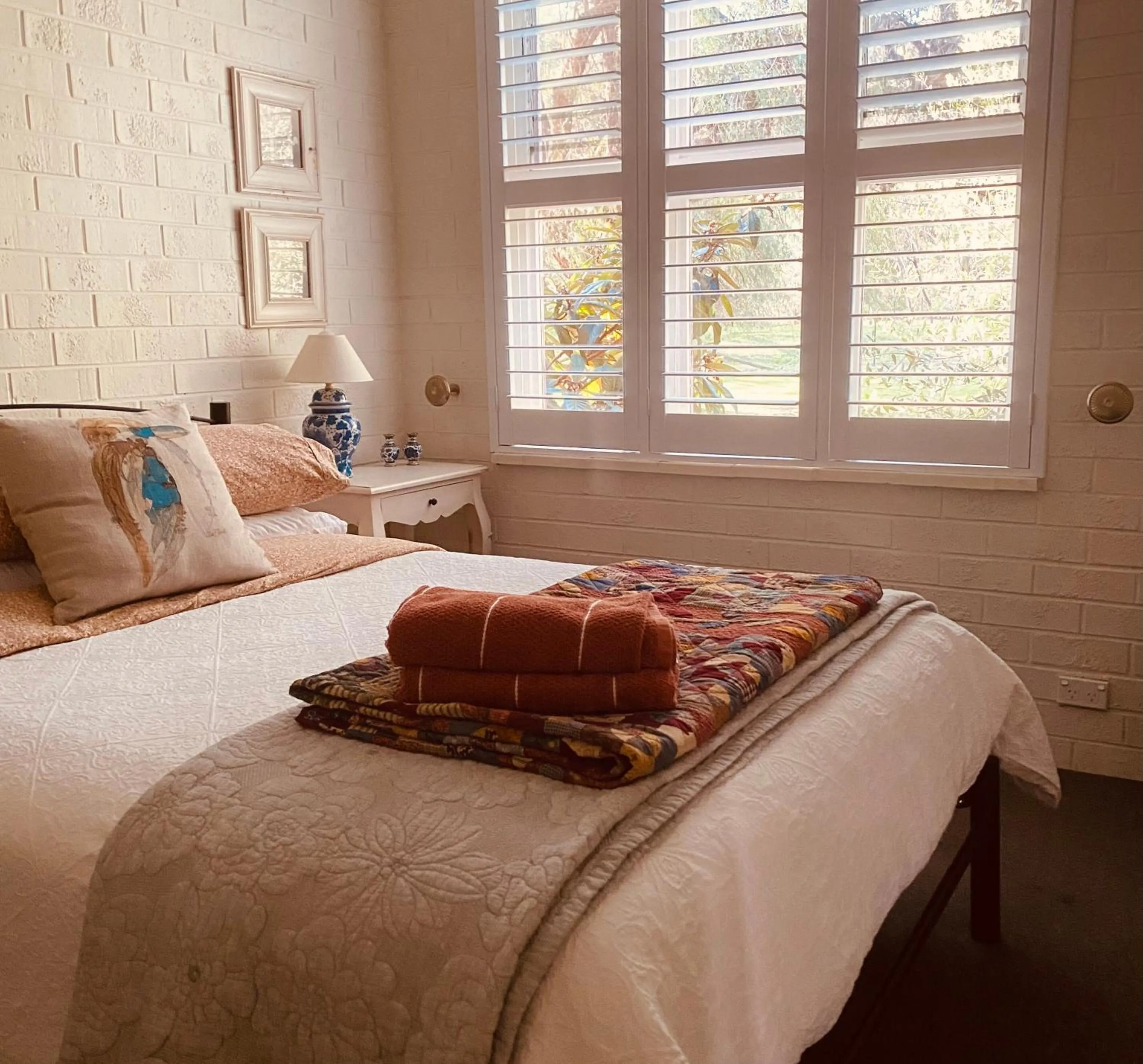 Bed in The Old Butter Factory at Springhurst Estate