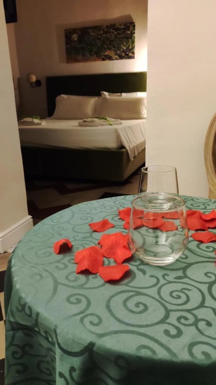 Bed in B&B Romeo Luxury Rooms