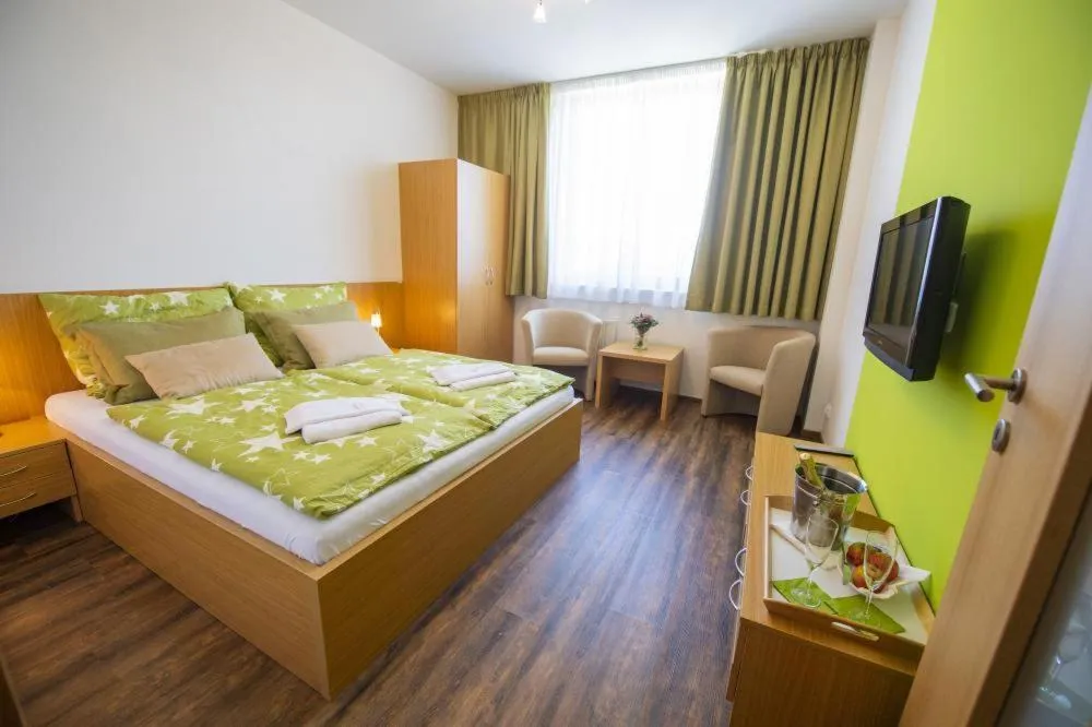 Bedroom, Bed in Hotel Berounka