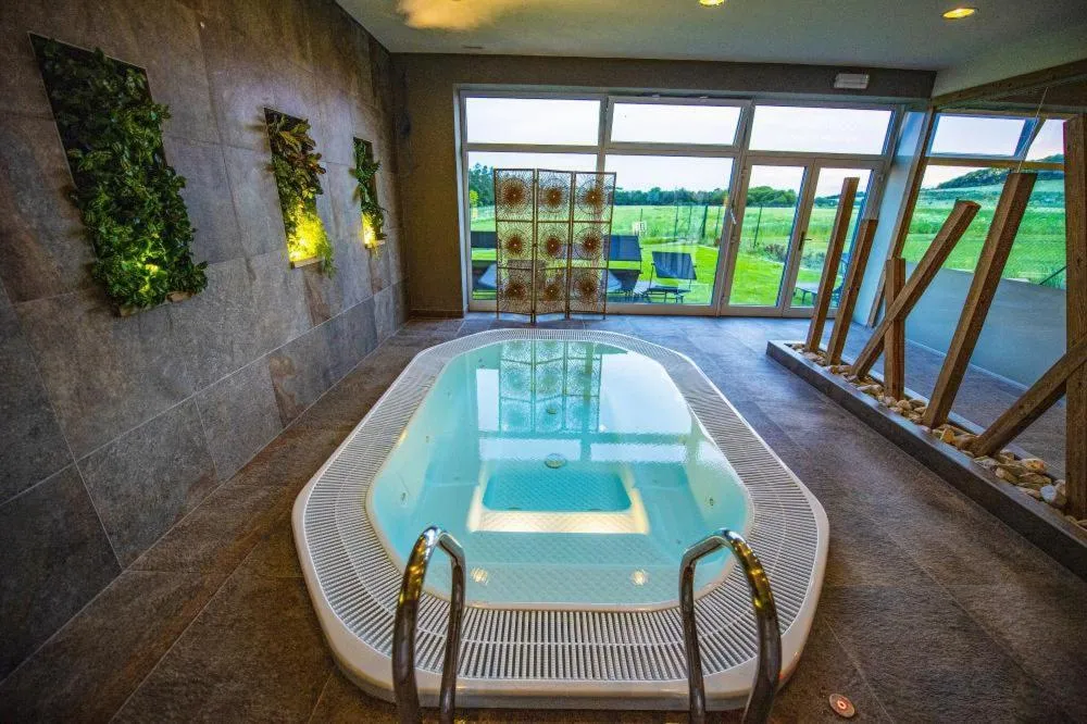 Hot Tub in Hotel Berounka