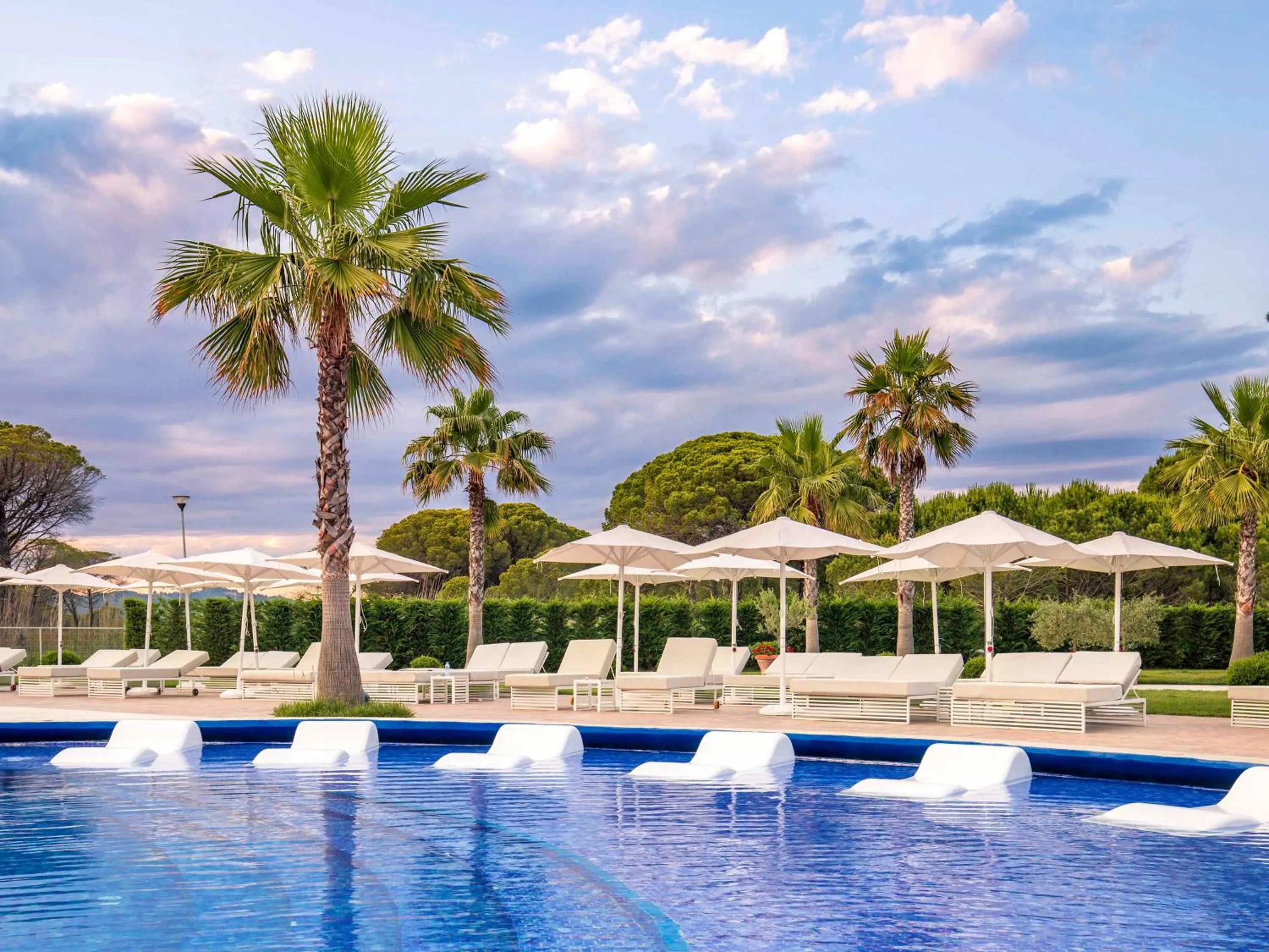 Swimming pool in Mövenpick Hotel Lalez Durres