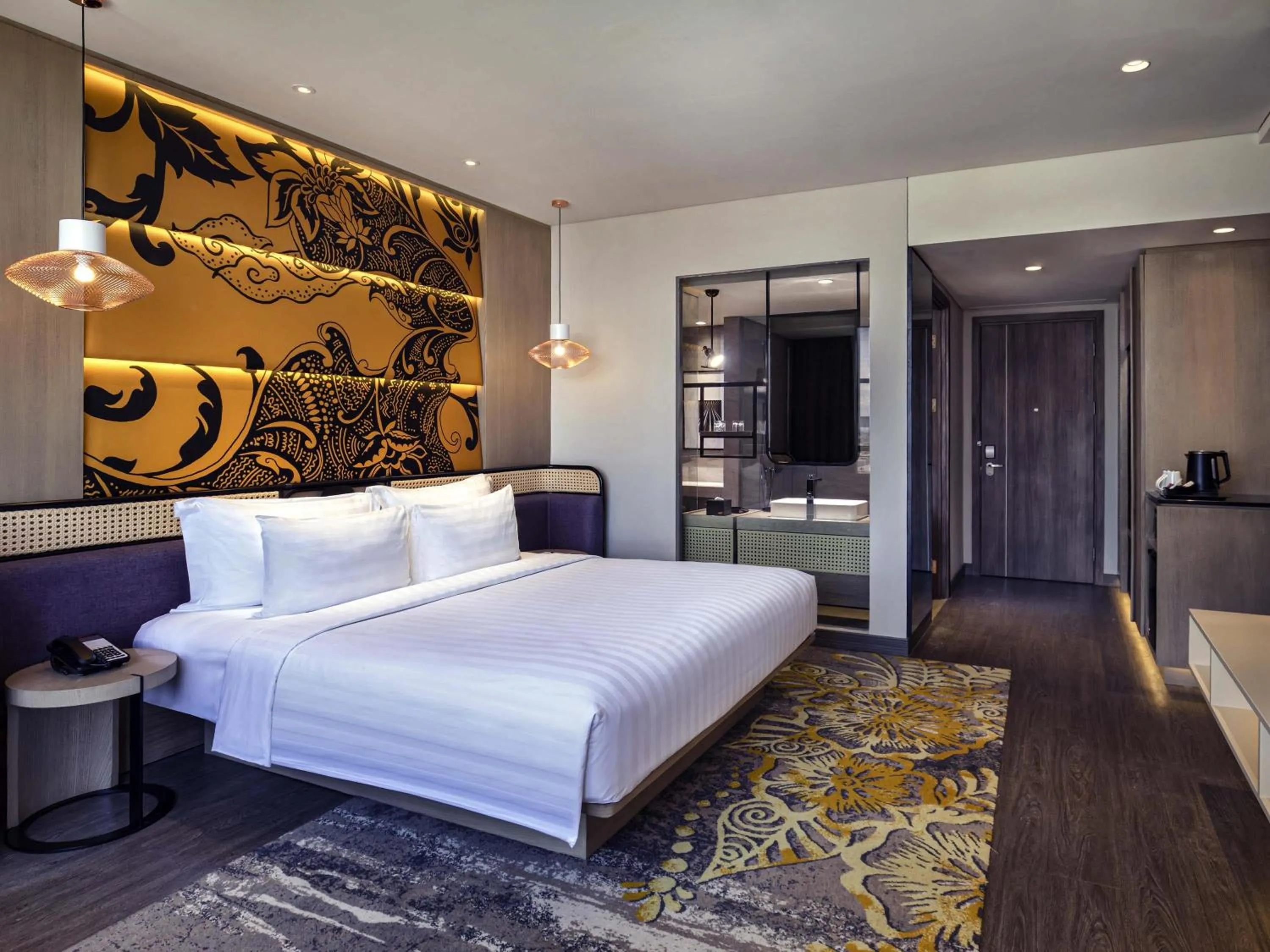 Bedroom, Bed in Grand Mercure Malang